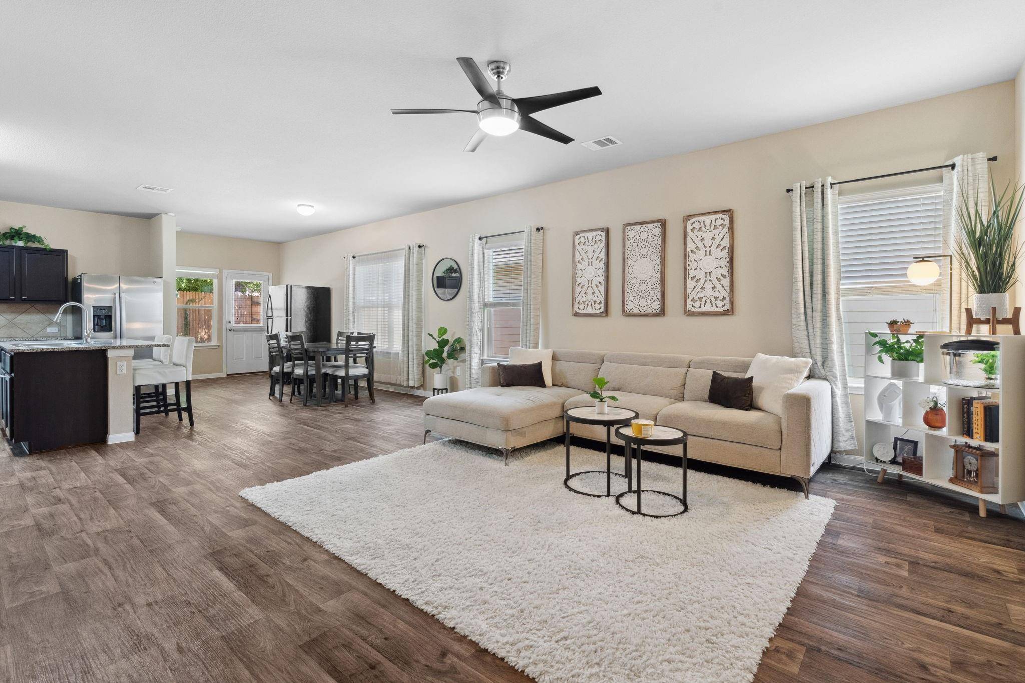 315 Cibolo Creek DR, Kyle, TX 78640