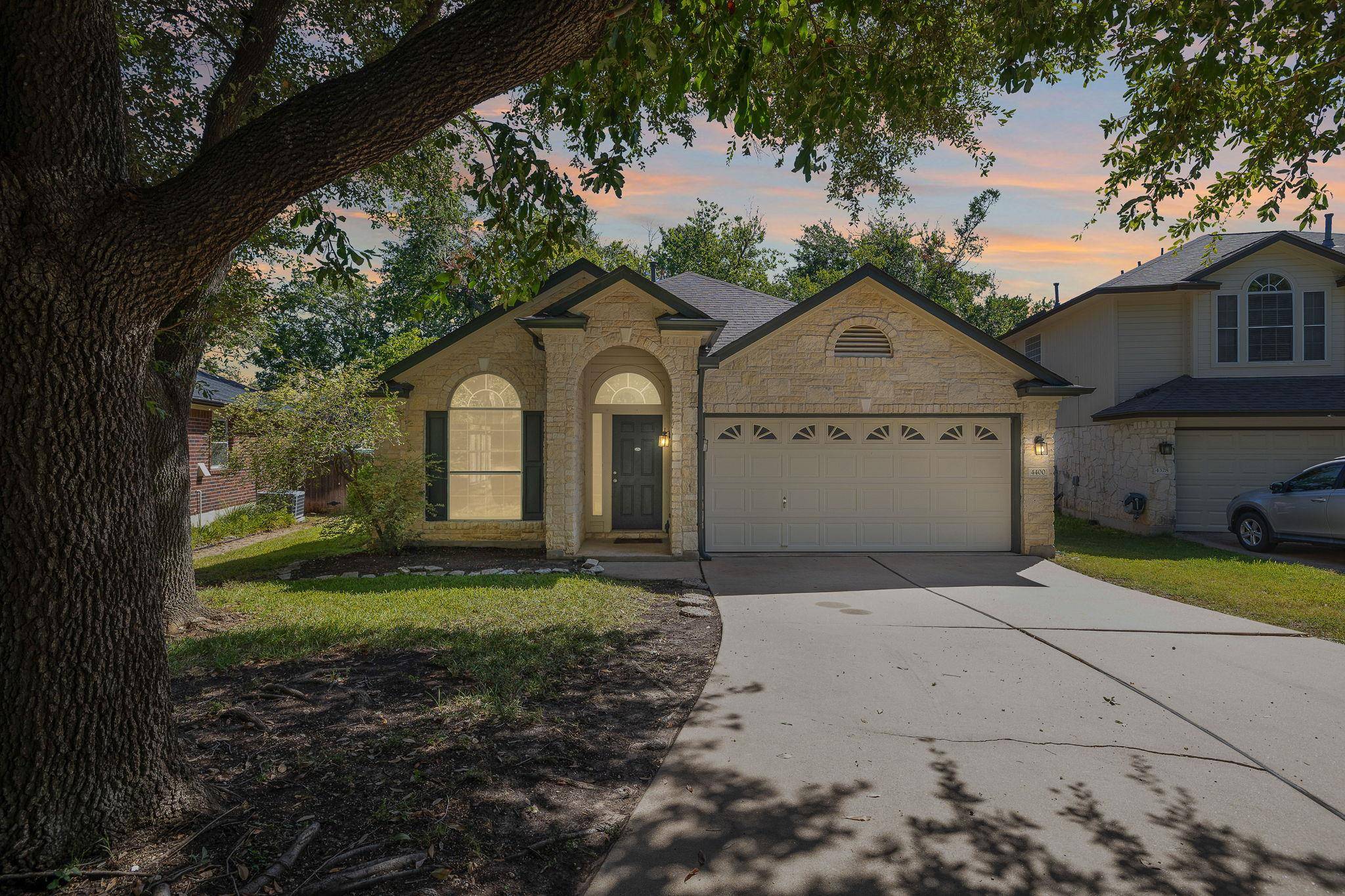 4400 Destinys Gate DR, Austin, TX 78727