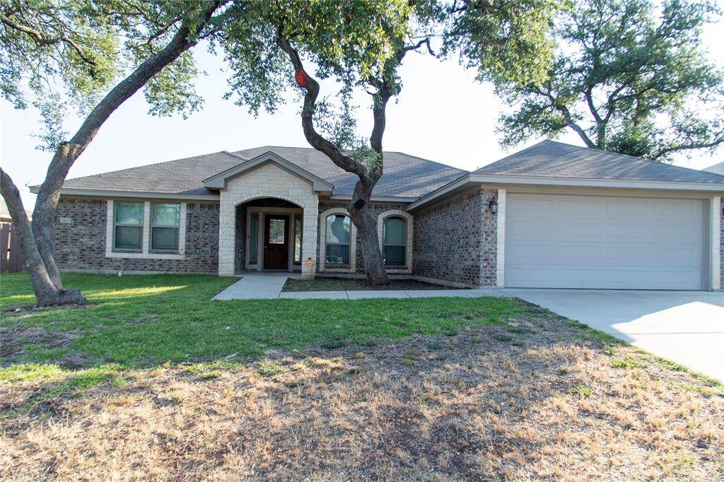 3422 Doss ST, Copperas Cove, TX 76522