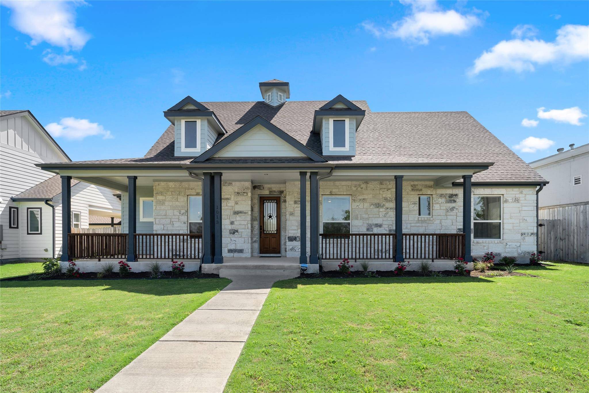 1013 Scenic DR, Georgetown, TX 78626