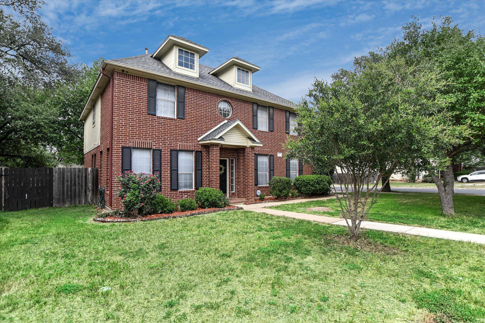 13022 Hunters Chase DR, Austin, TX 78729