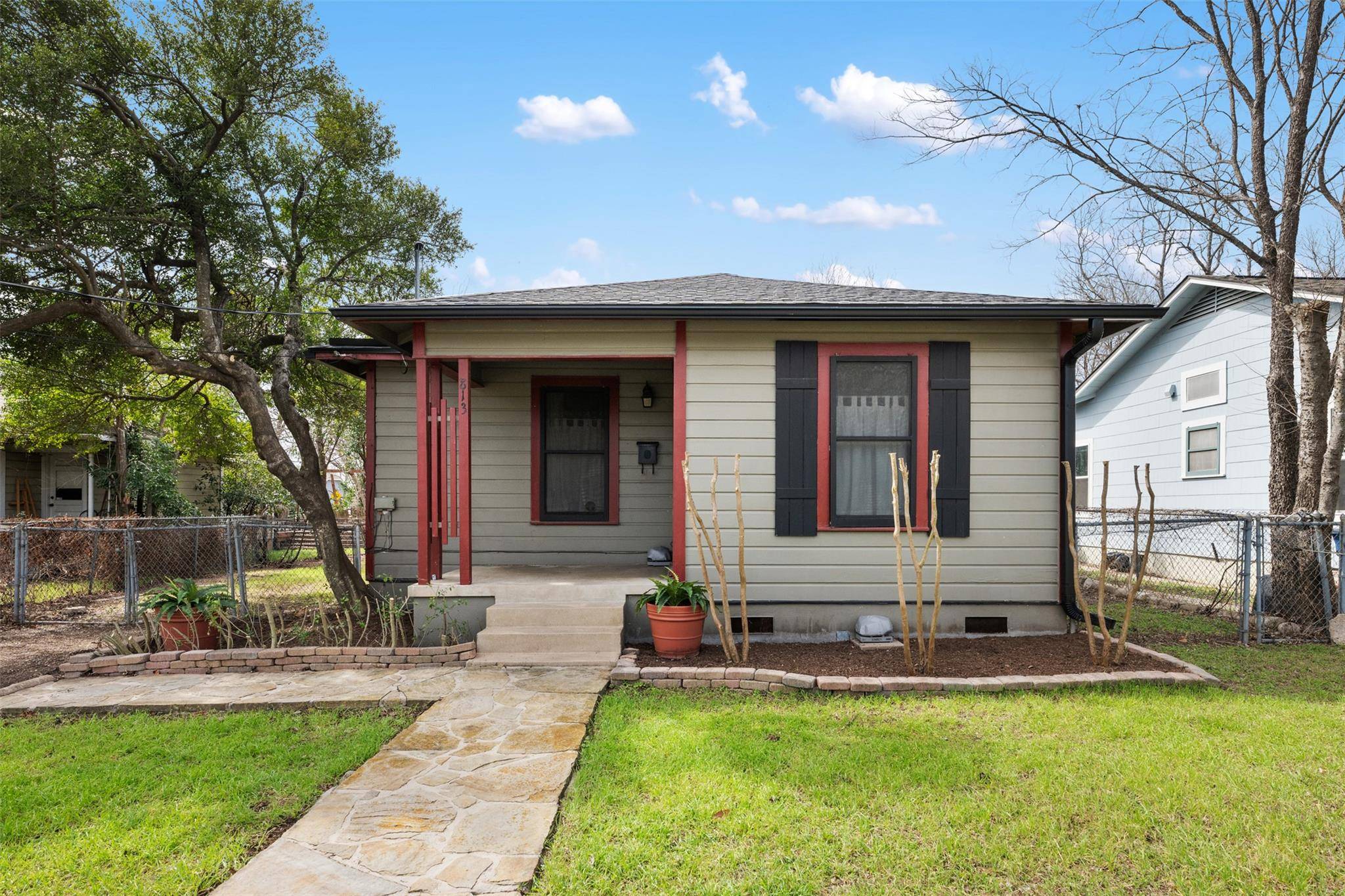 813 E 48th ST, Austin, TX 78751