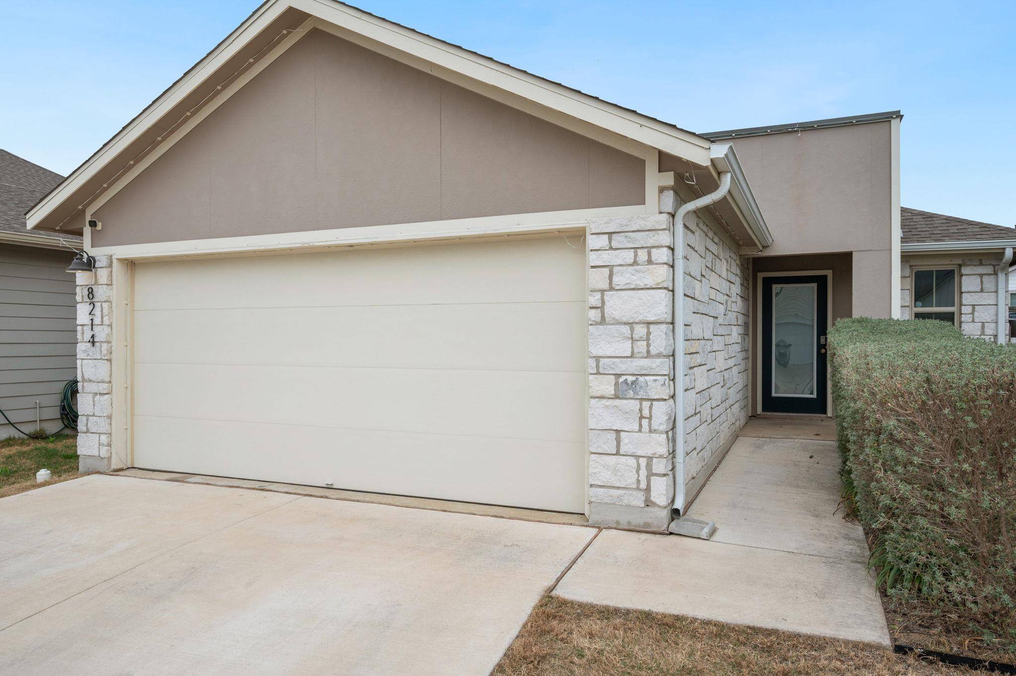 8214 Cottage Rose DR, Austin, TX 78744