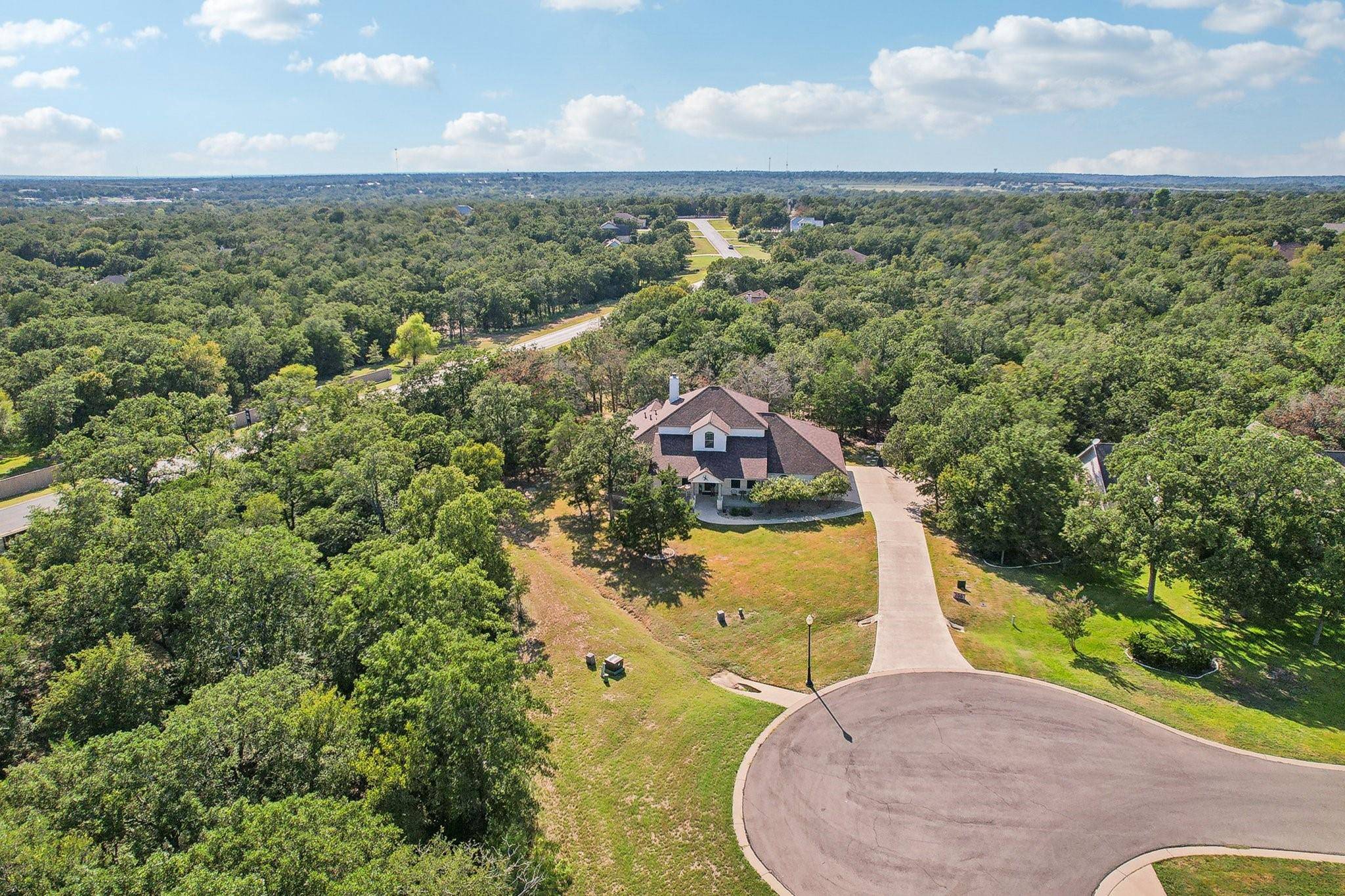 200 Trailblazer DR, Bastrop, TX 78602