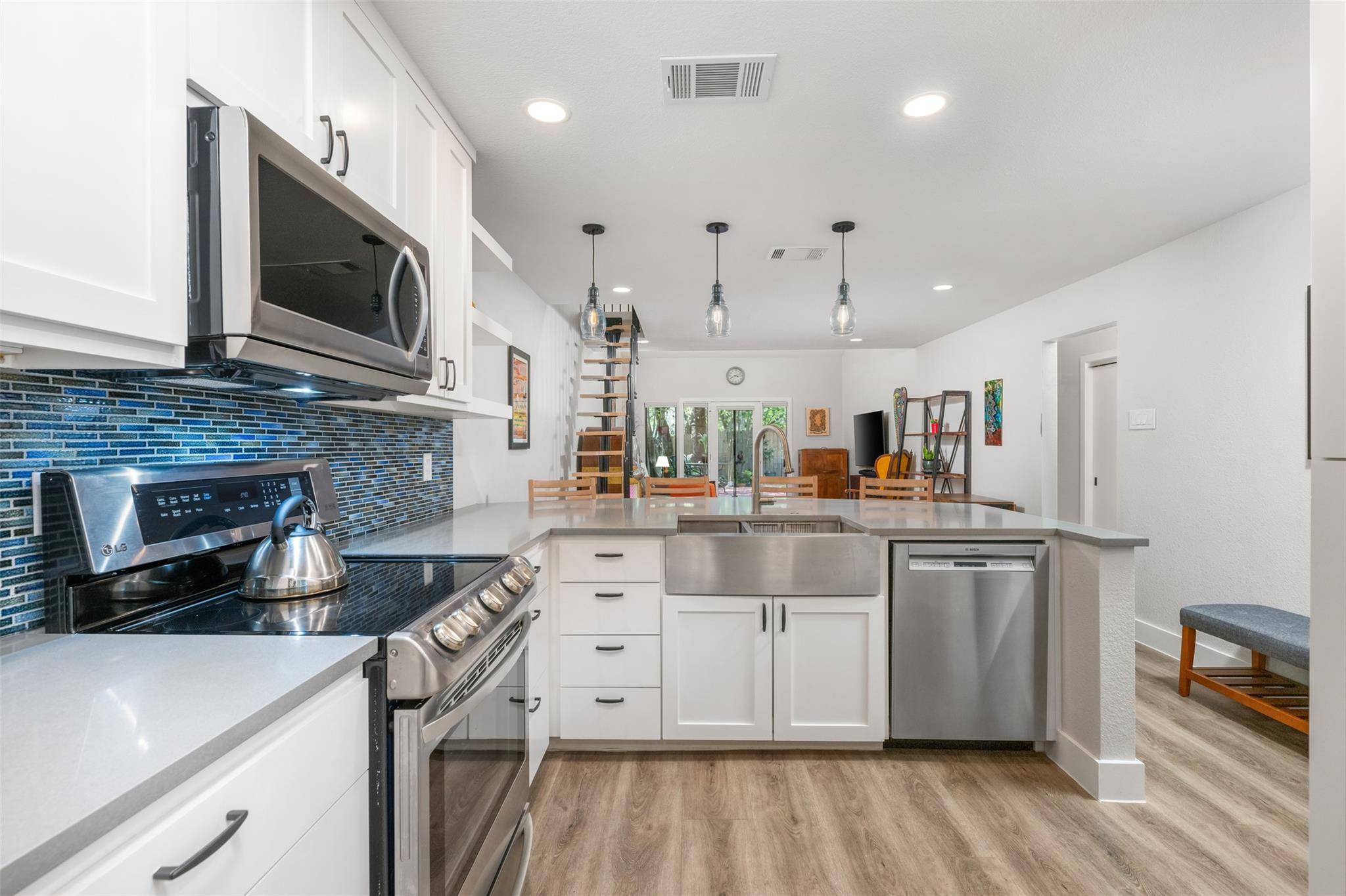 8000 Forest Mesa DR #B, Austin, TX 78759