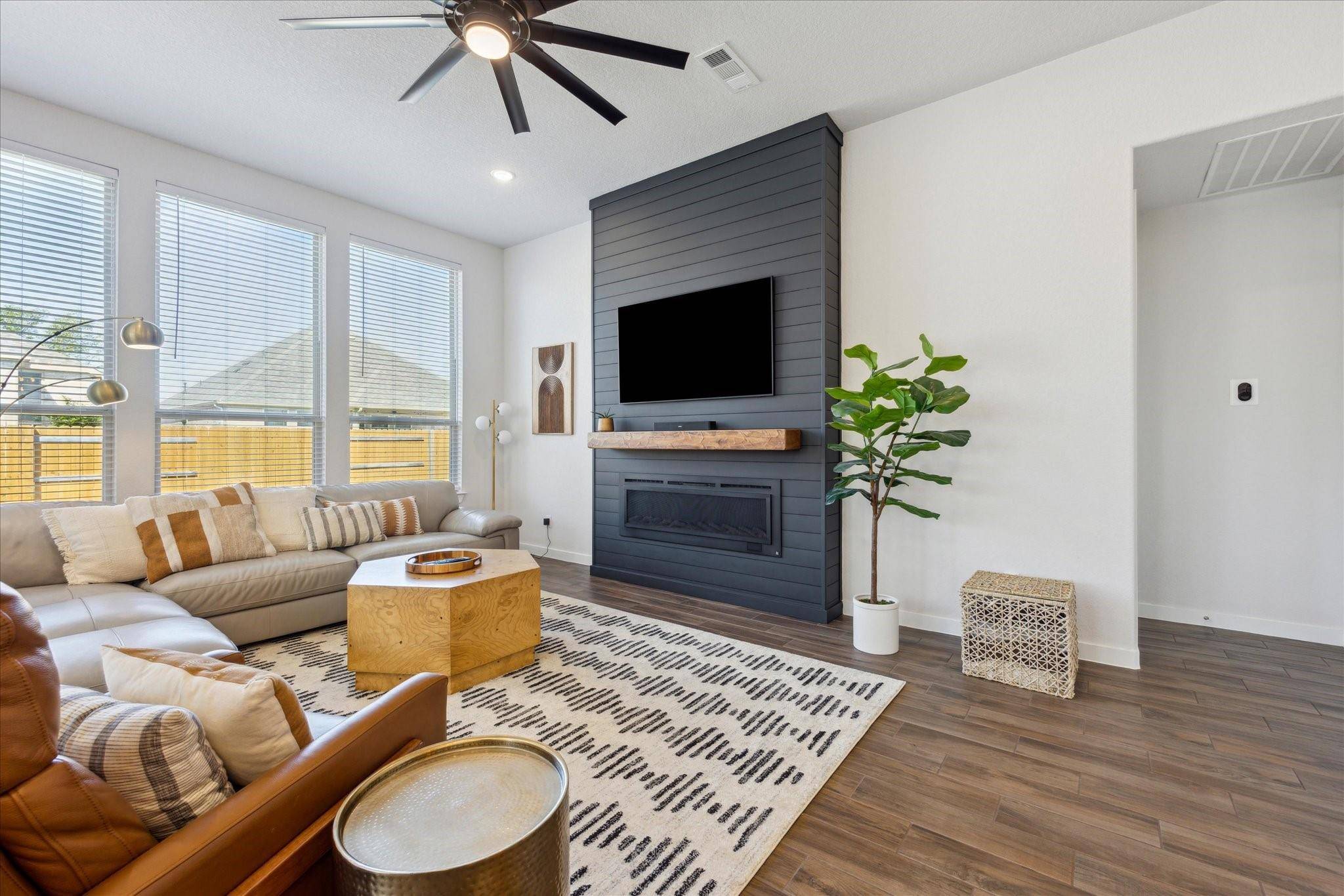 4304 Sutter CV, Round Rock, TX 78681