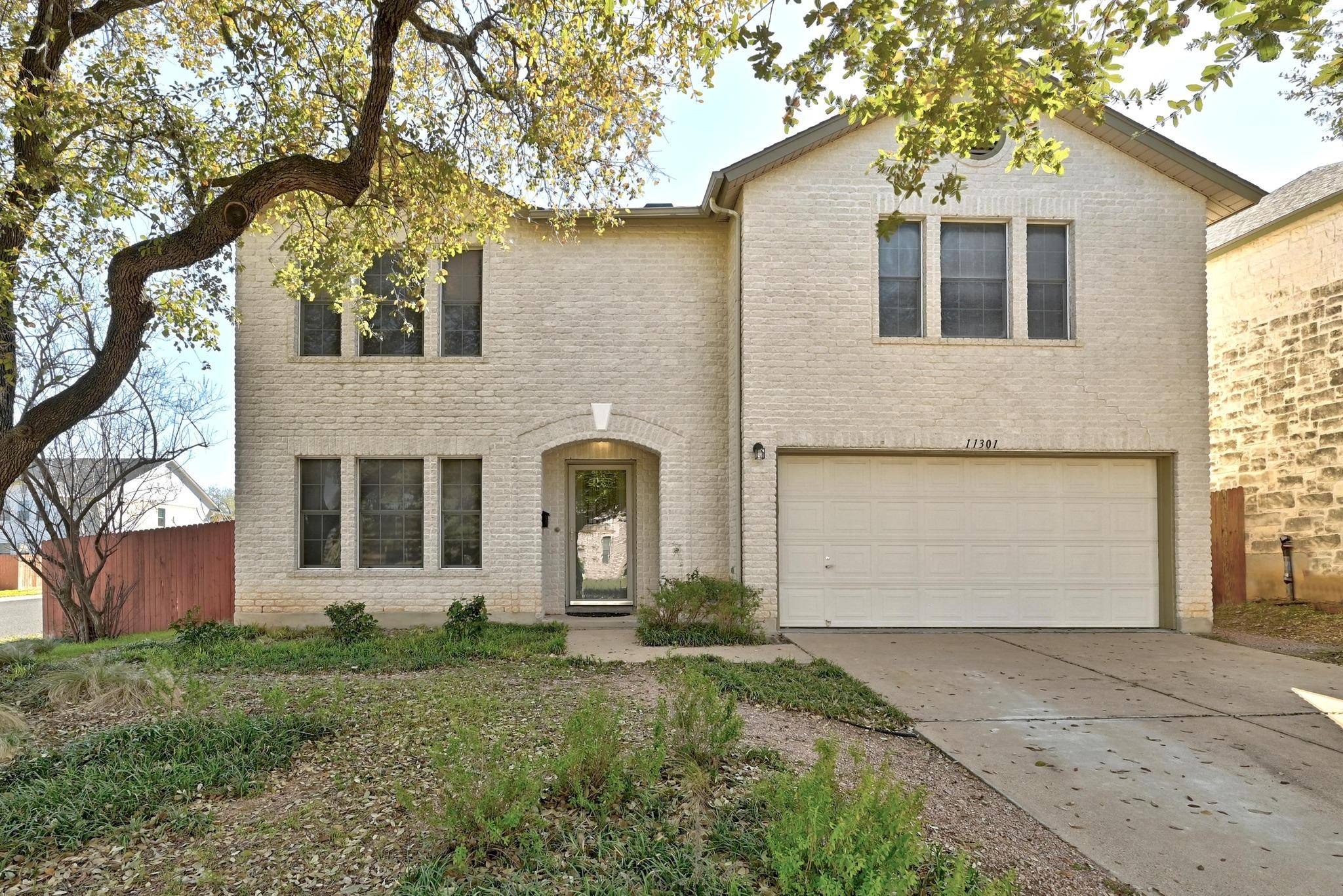 11301 Blairview LN, Austin, TX 78748