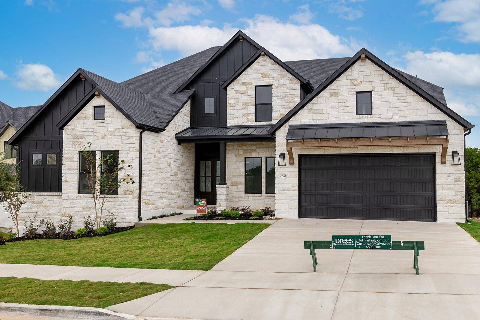 2000 Crimson Sunset DR, Georgetown, TX 78628