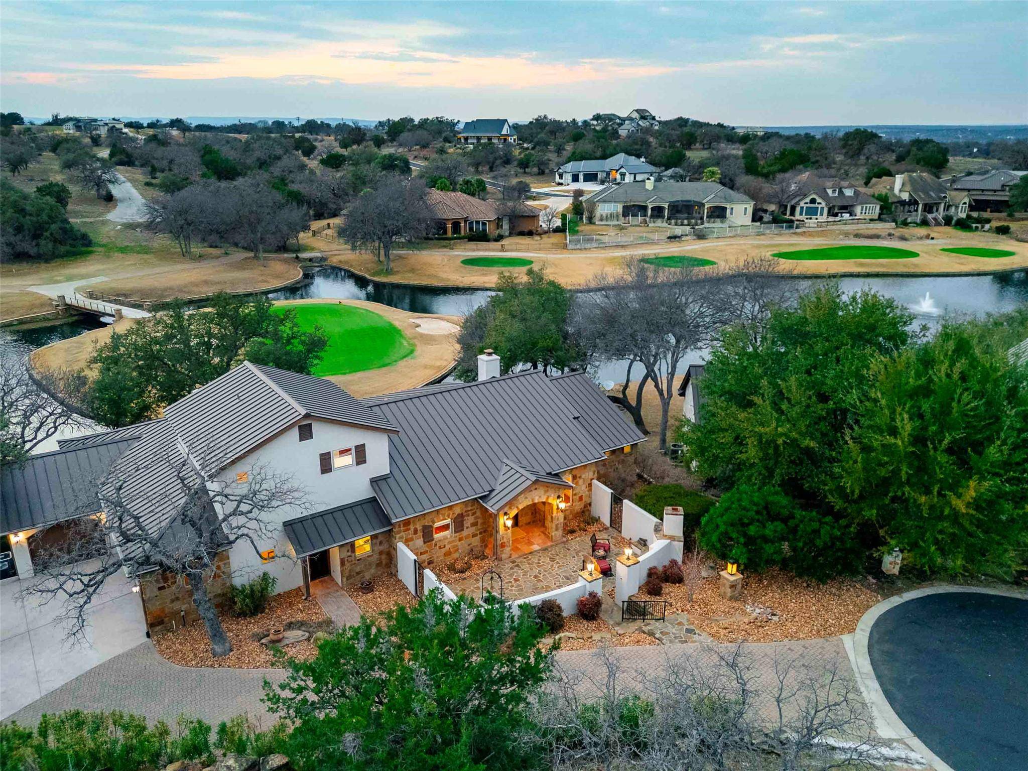 113 Comanche Agate, Horseshoe Bay, TX 78657
