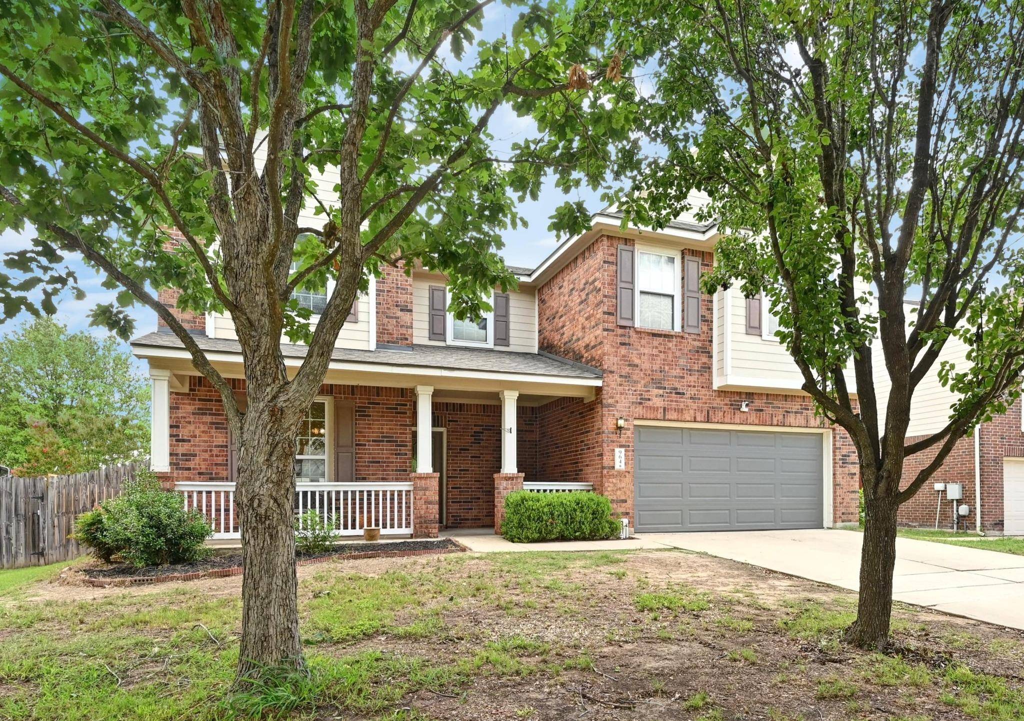 964 Hometown PKWY, Kyle, TX 78640