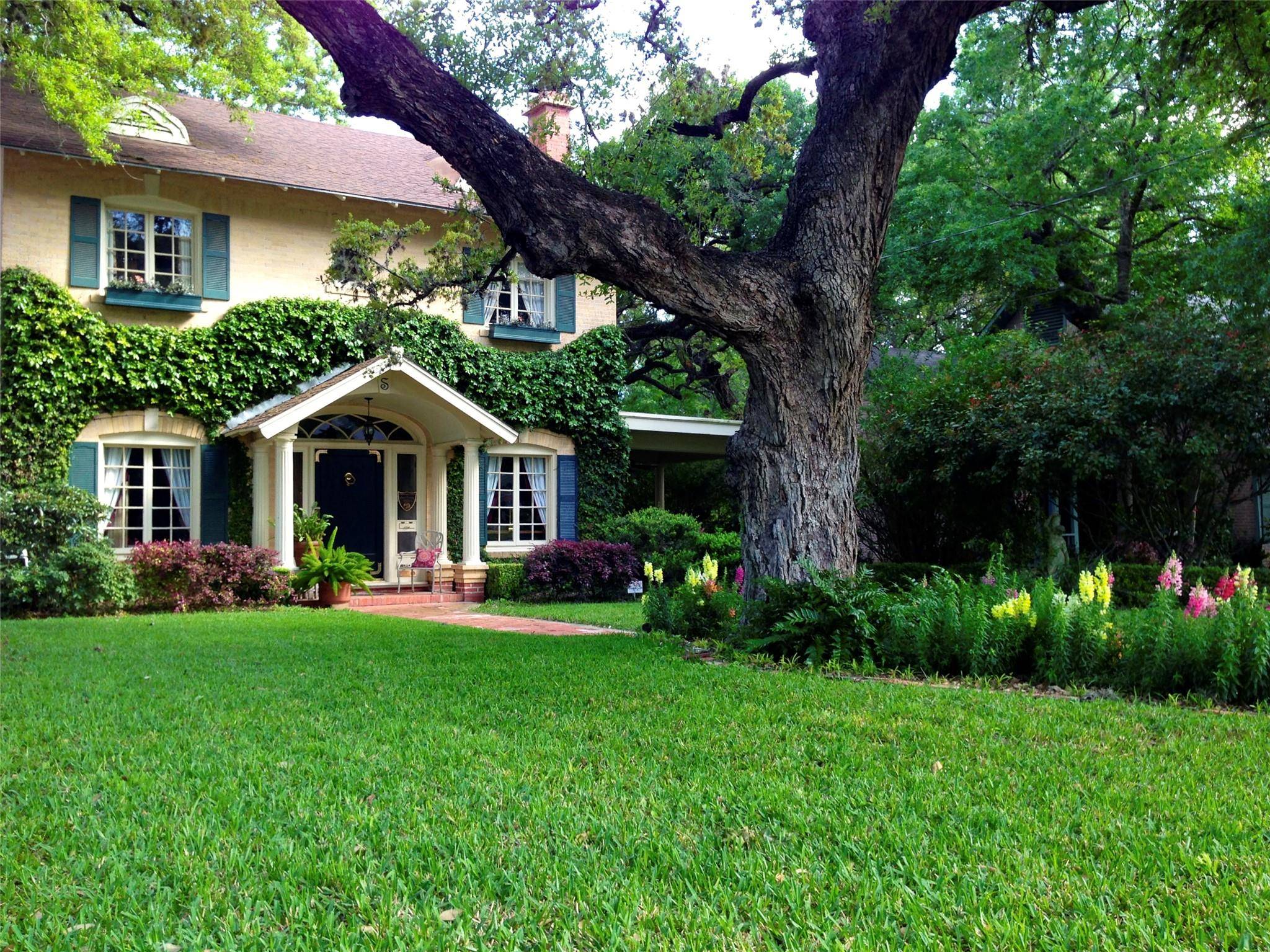 719 W San Antonio ST, San Marcos, TX 78666