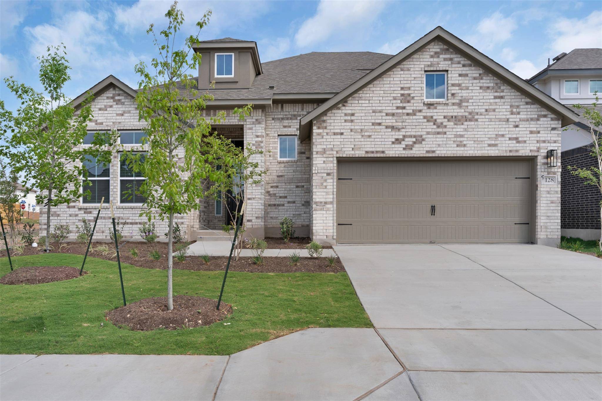 128 Sandrock TRL, Georgetown, TX 78633