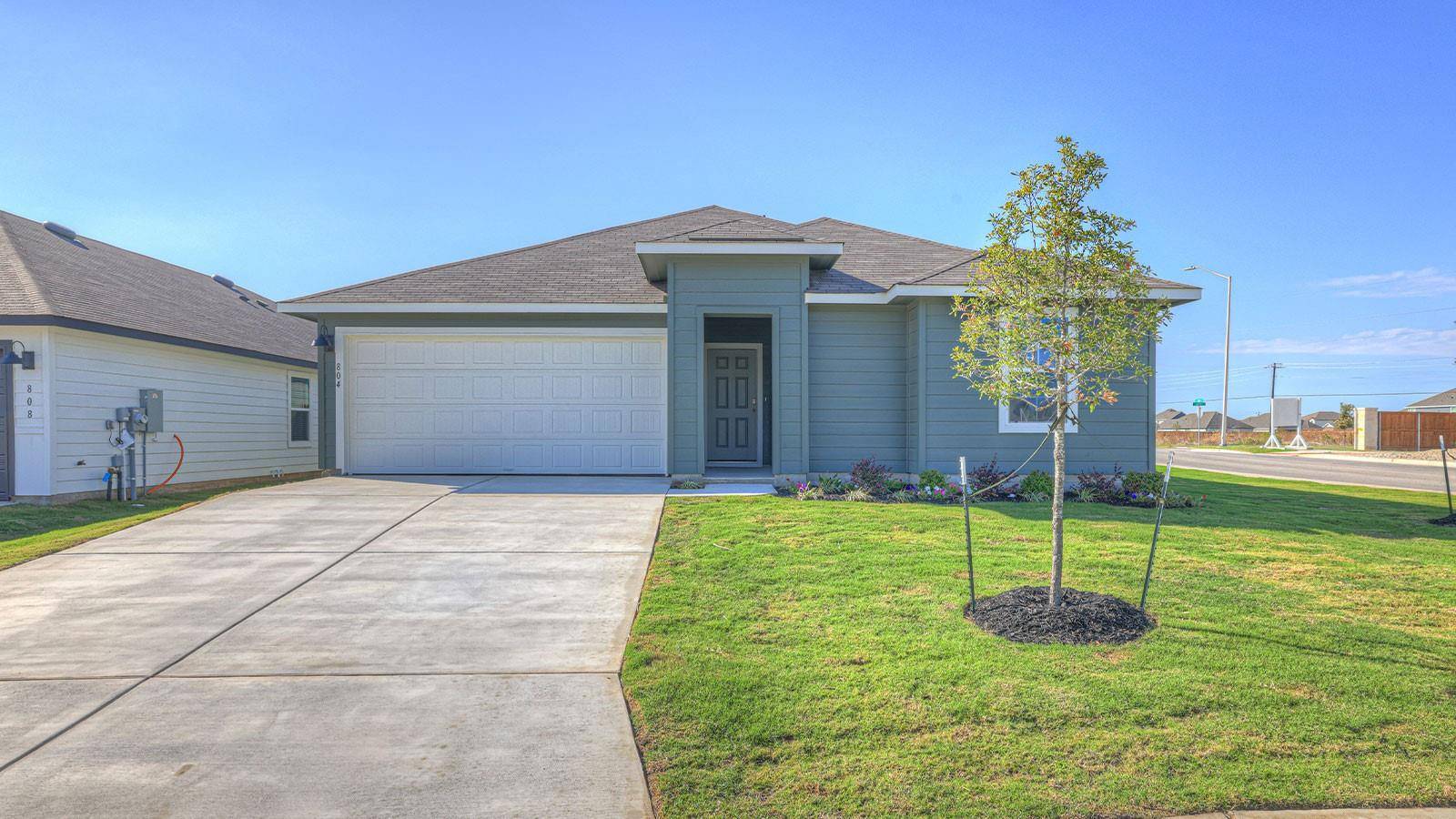 804 INDIAN WAY, Seguin, TX 78155