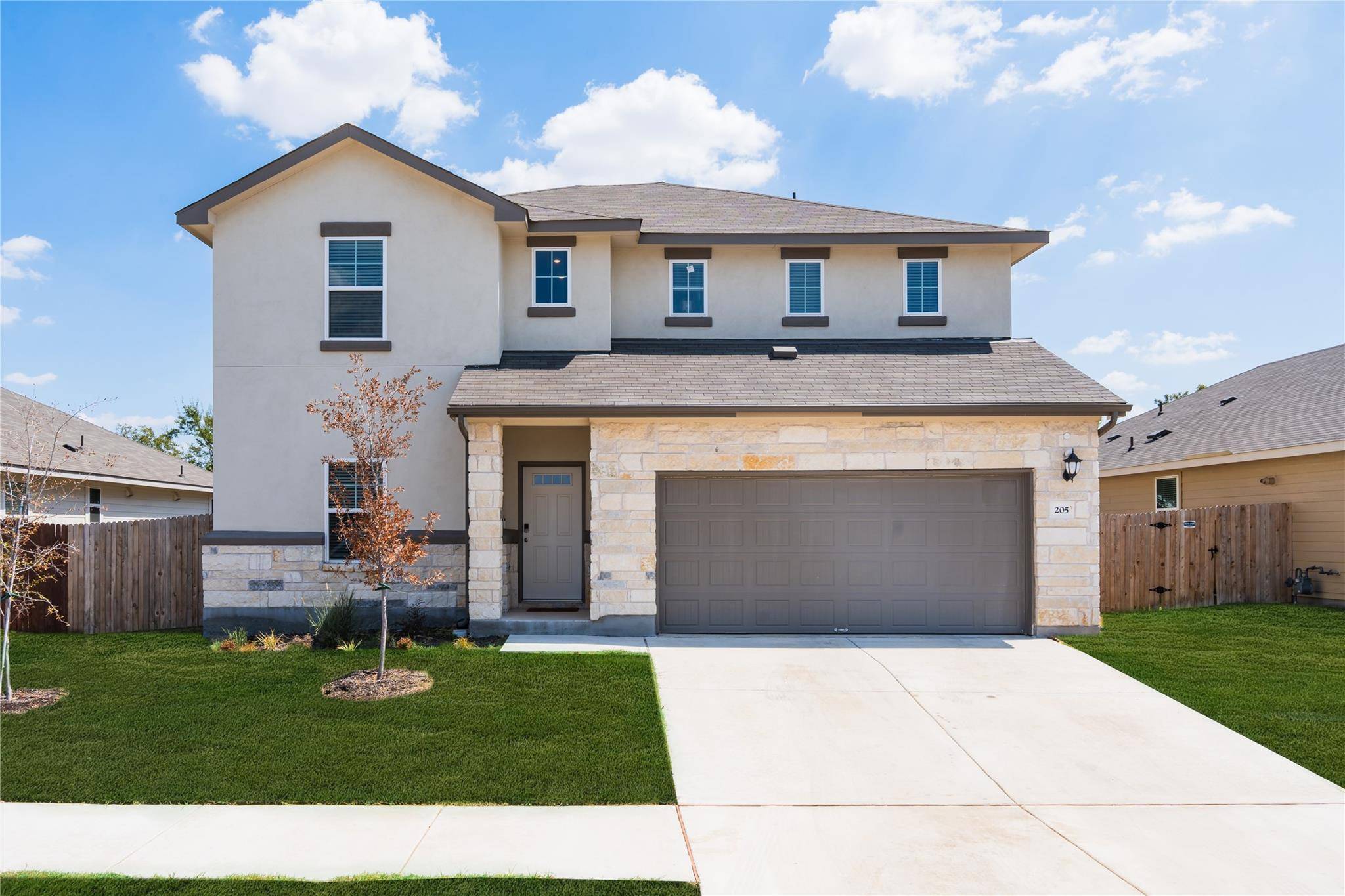 205 Durango Downs DR, Hutto, TX 78634