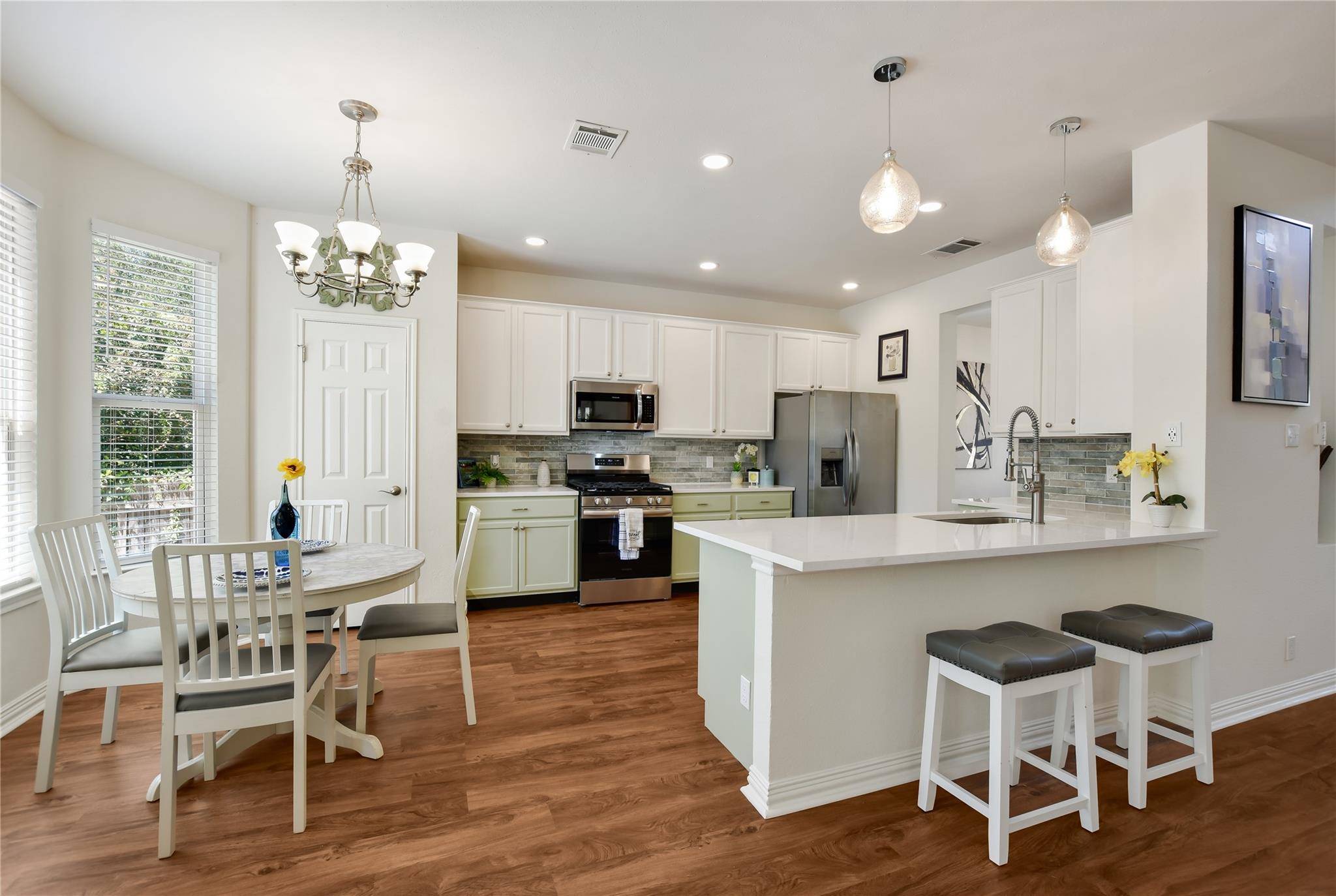 1805 Azalea DR, Cedar Park, TX 78613