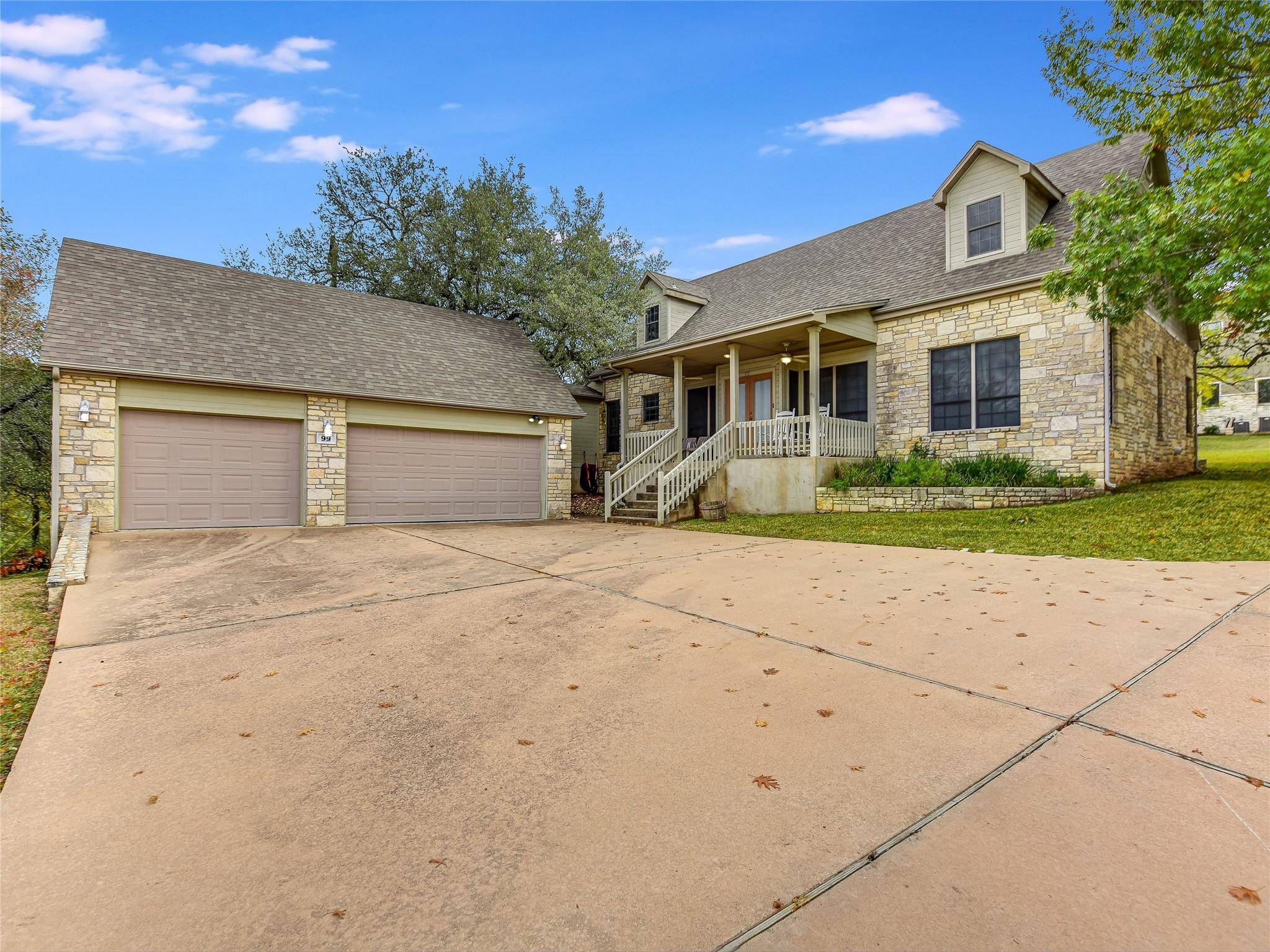 99 Gateway PKWY, Marble Falls, TX 78654