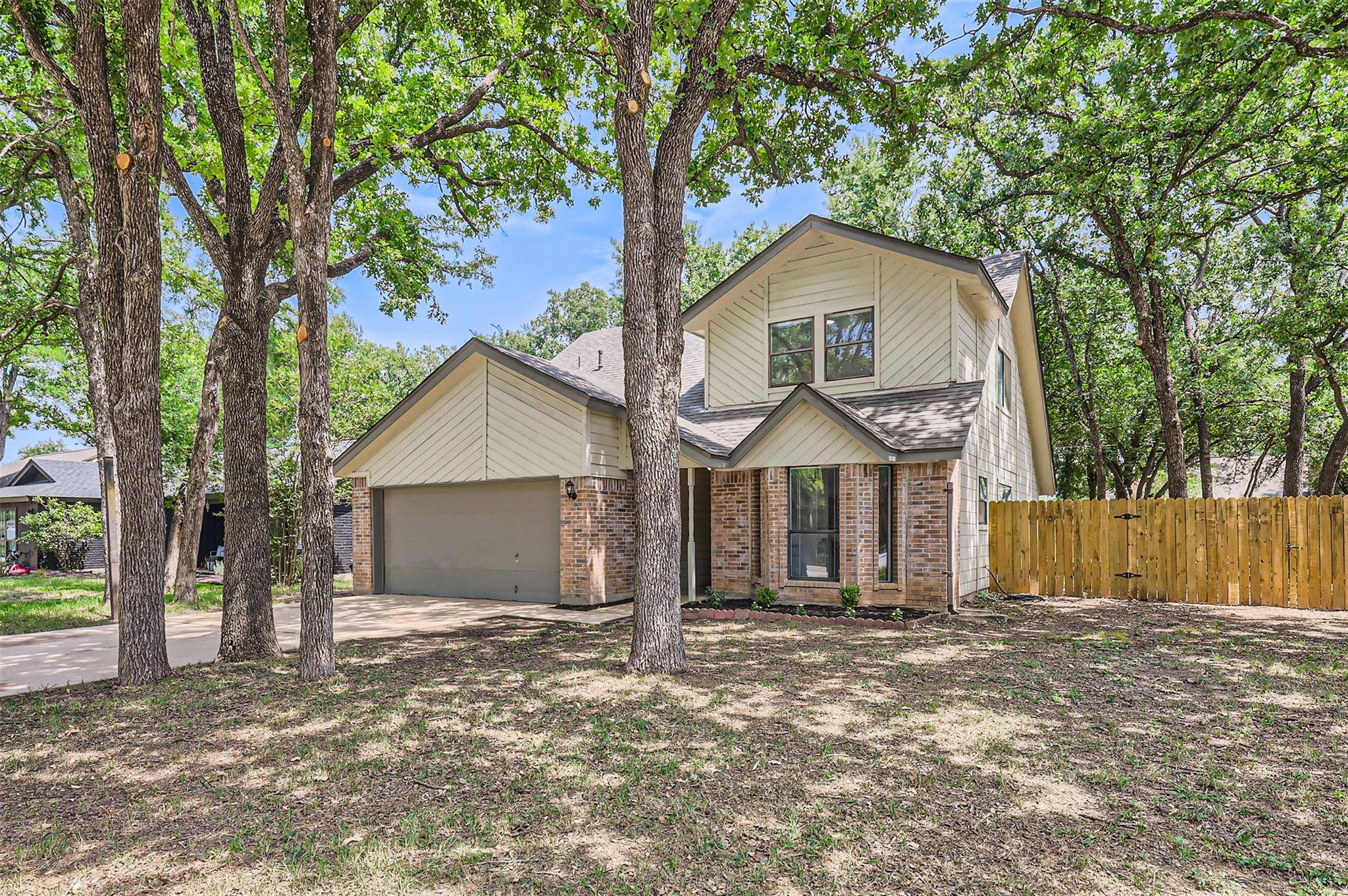 1801 STAGECOACH TRL, Round Rock, TX 78681