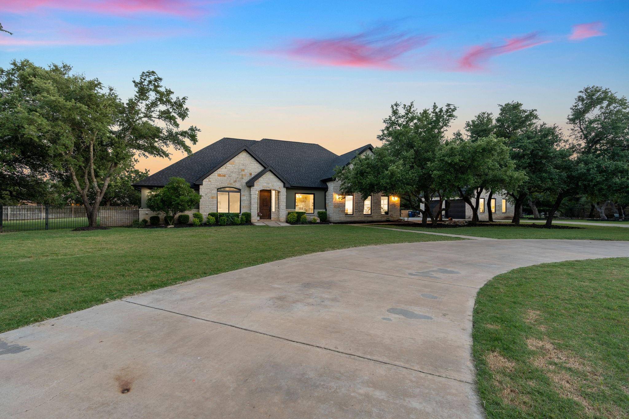 105 Gabriels LOOP, Georgetown, TX 78628