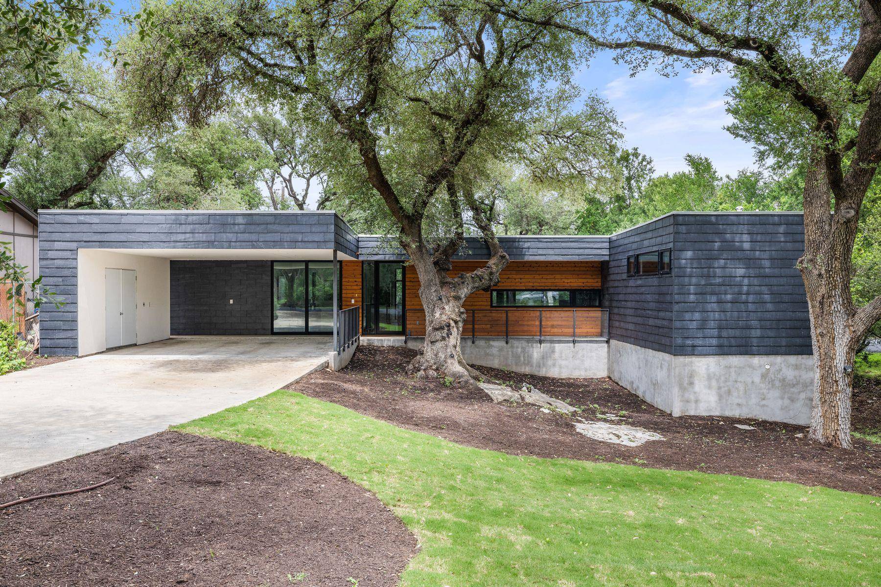 9400 Shady Oaks DR, Austin, TX 78729