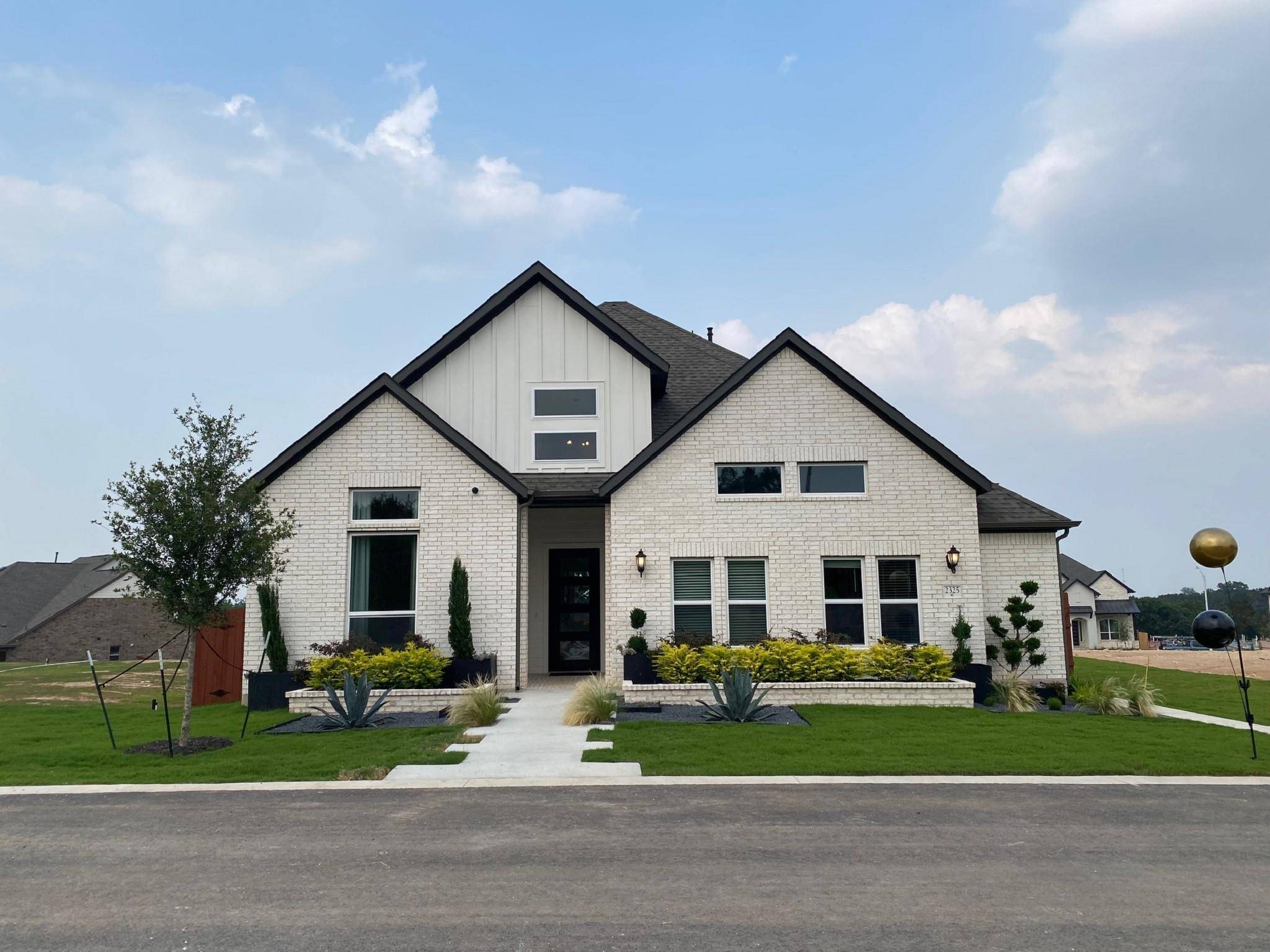 2325 Banda BND, Round Rock, TX 78681