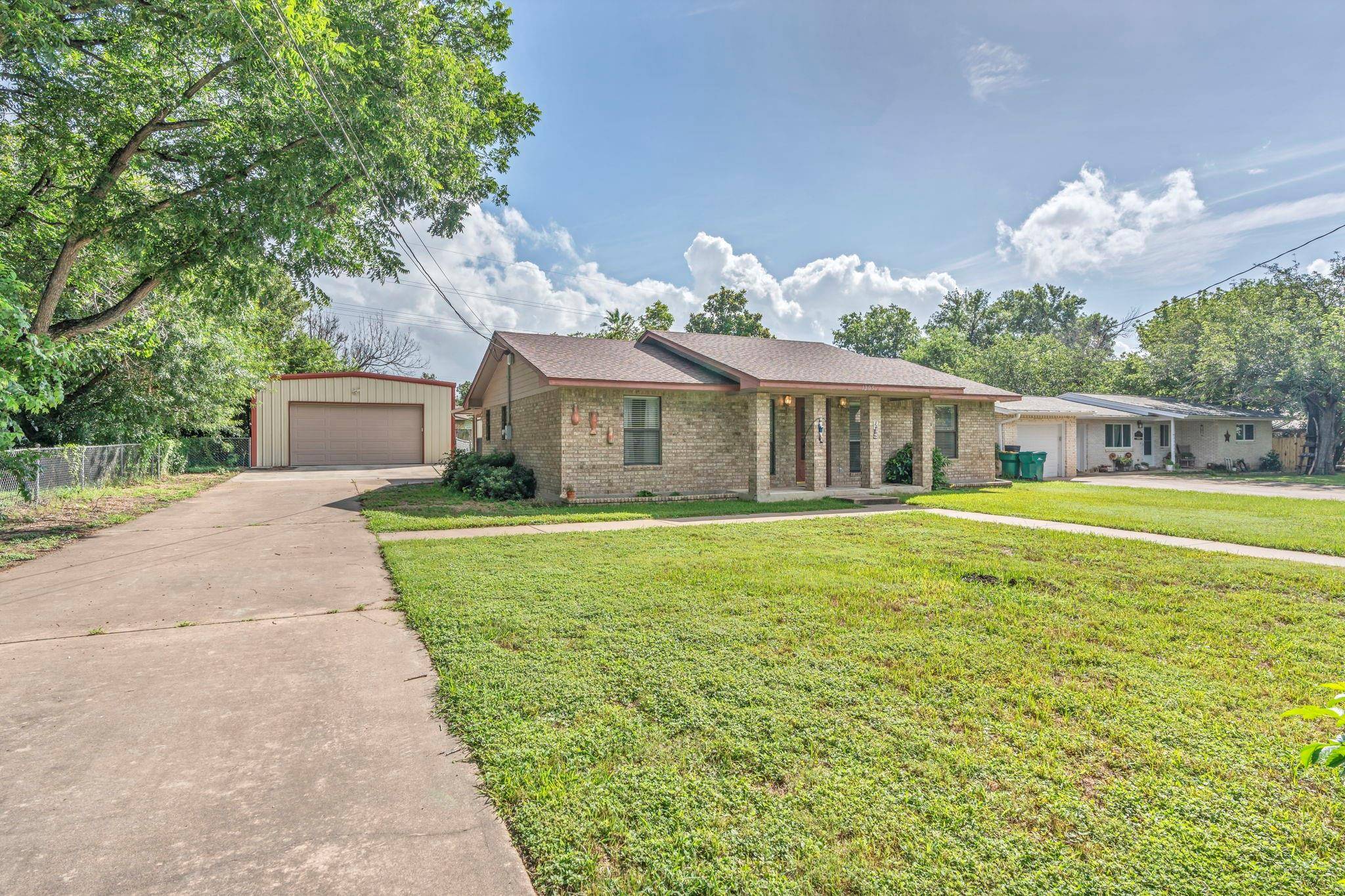 1205 Mulberry DR, Marble Falls, TX 78654