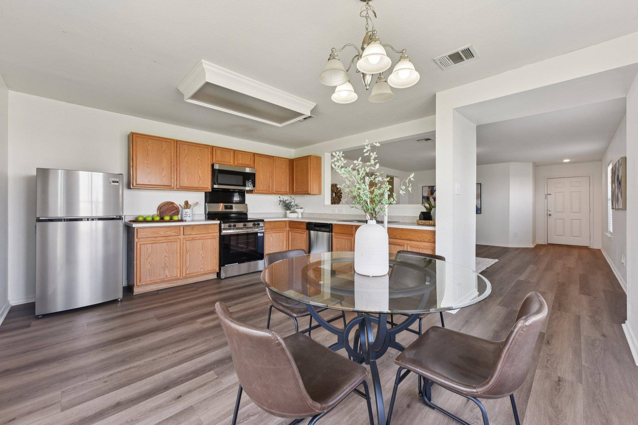 101 Bandera Woods BLVD, Elgin, TX 78621