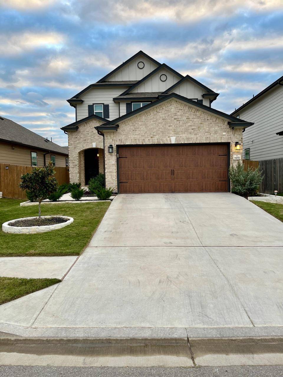 14217 Silver Lace LN, Pflugerville, TX 78660