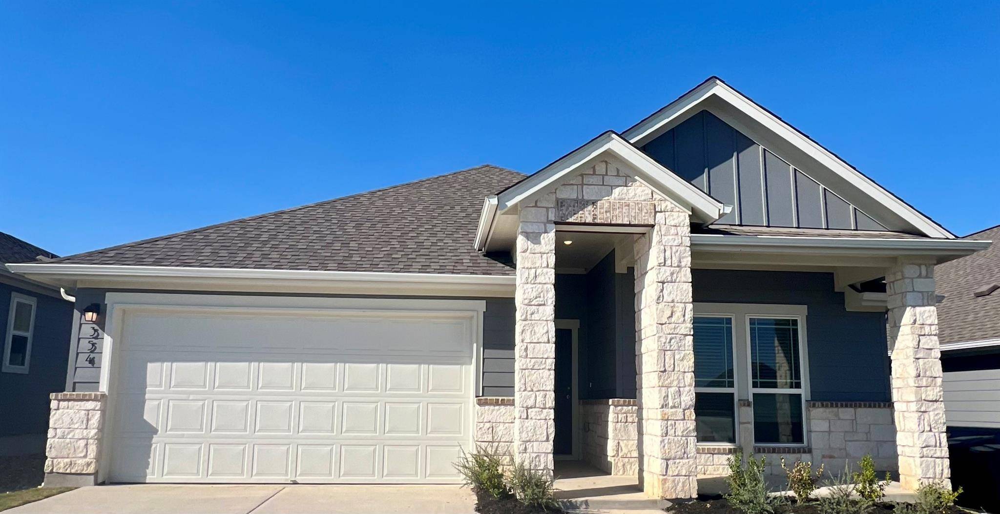354 Pale Horse BND, Buda, TX 78610