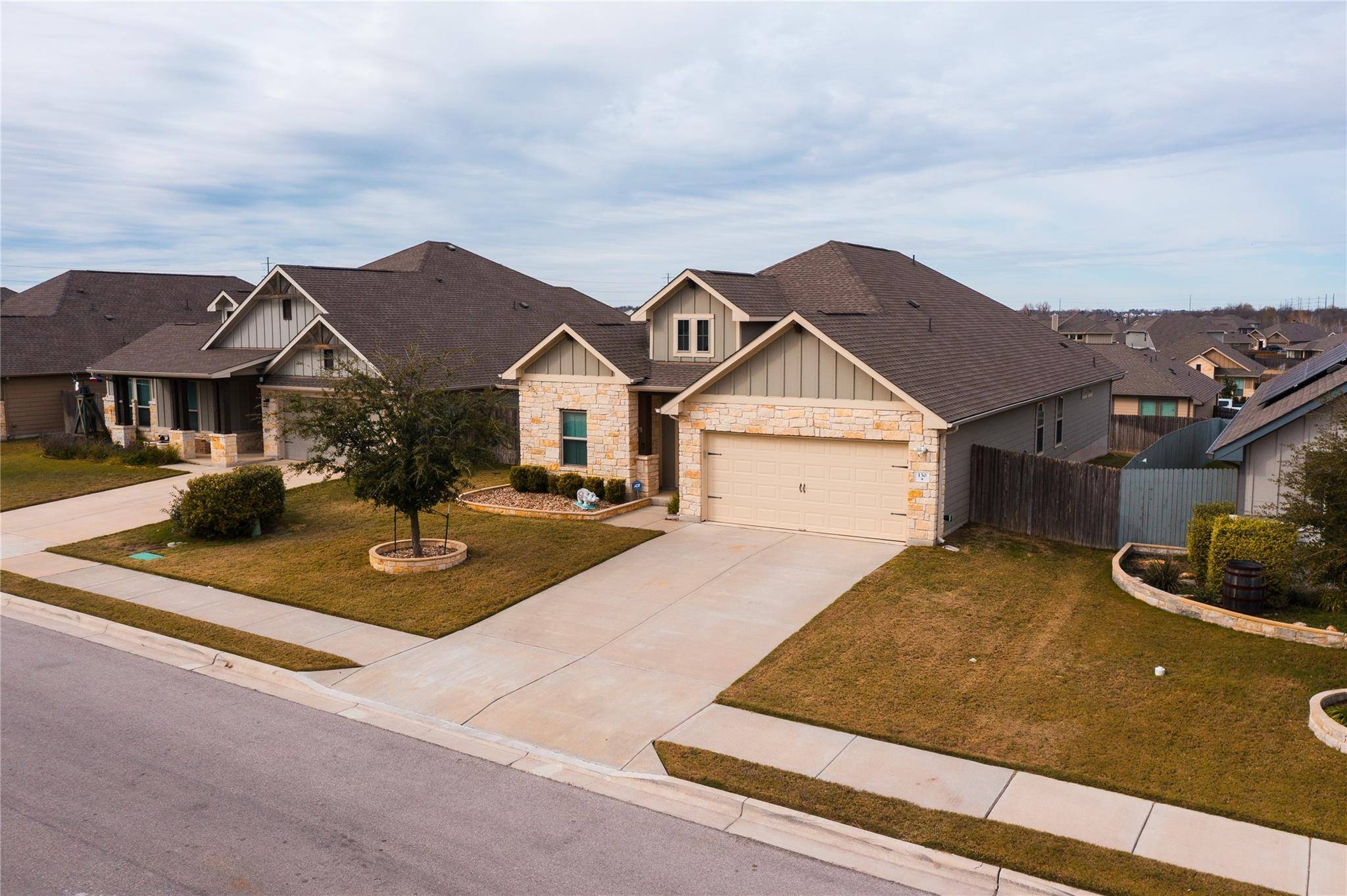 130 FINLEY ST, Hutto, TX 78634