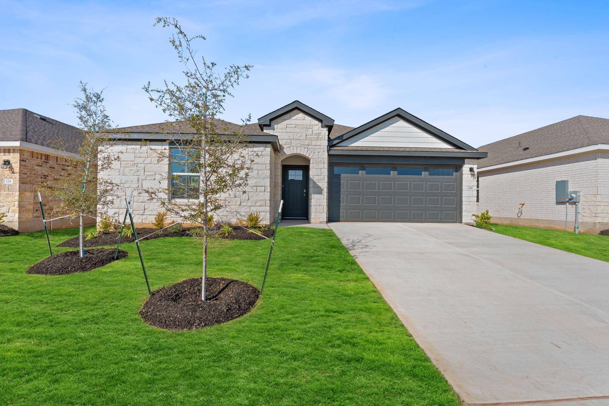 124 Bruin Paw DR, Georgetown, TX 78628