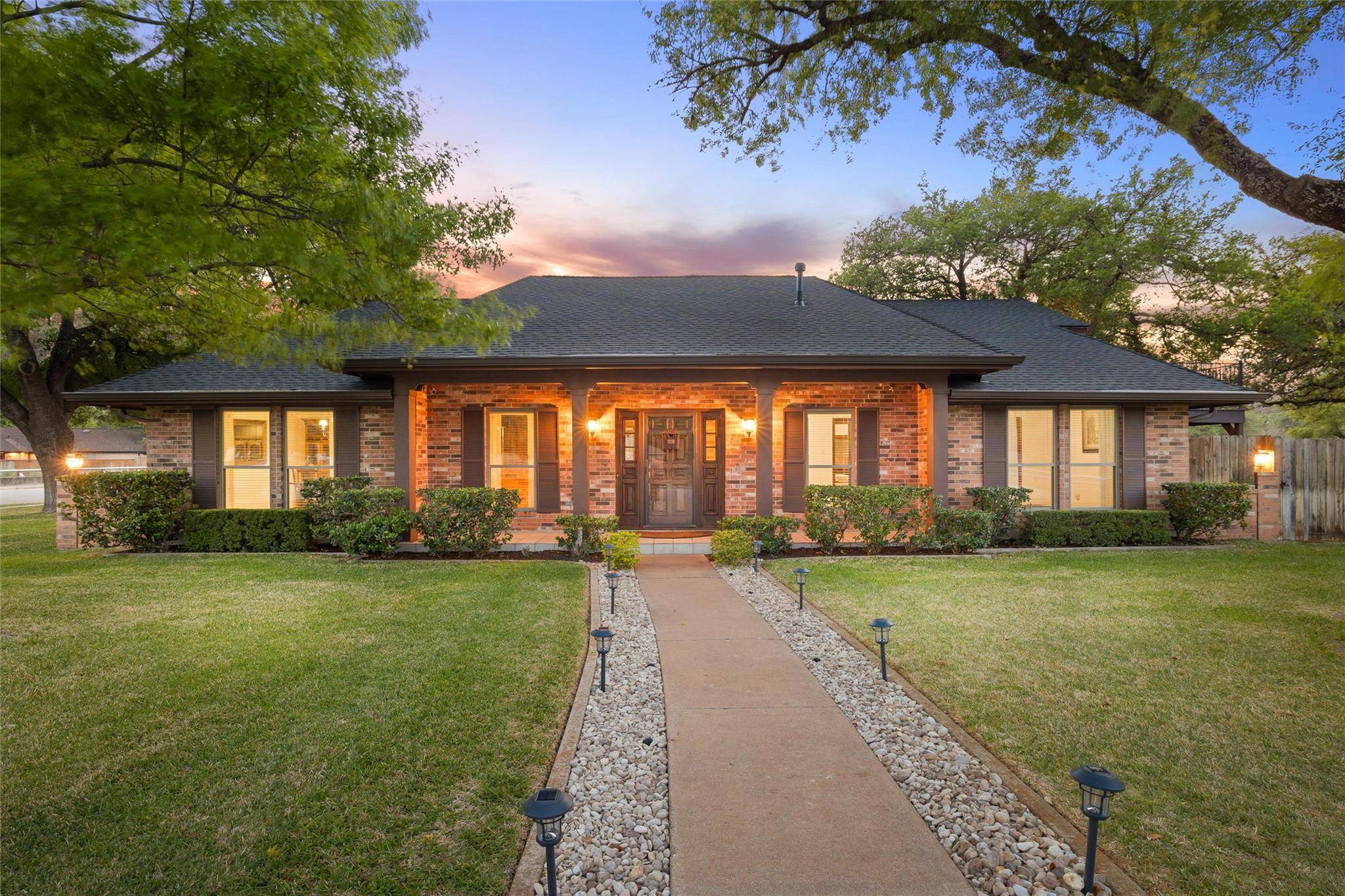 7202 Rolling Meadow RD, Austin, TX 78749