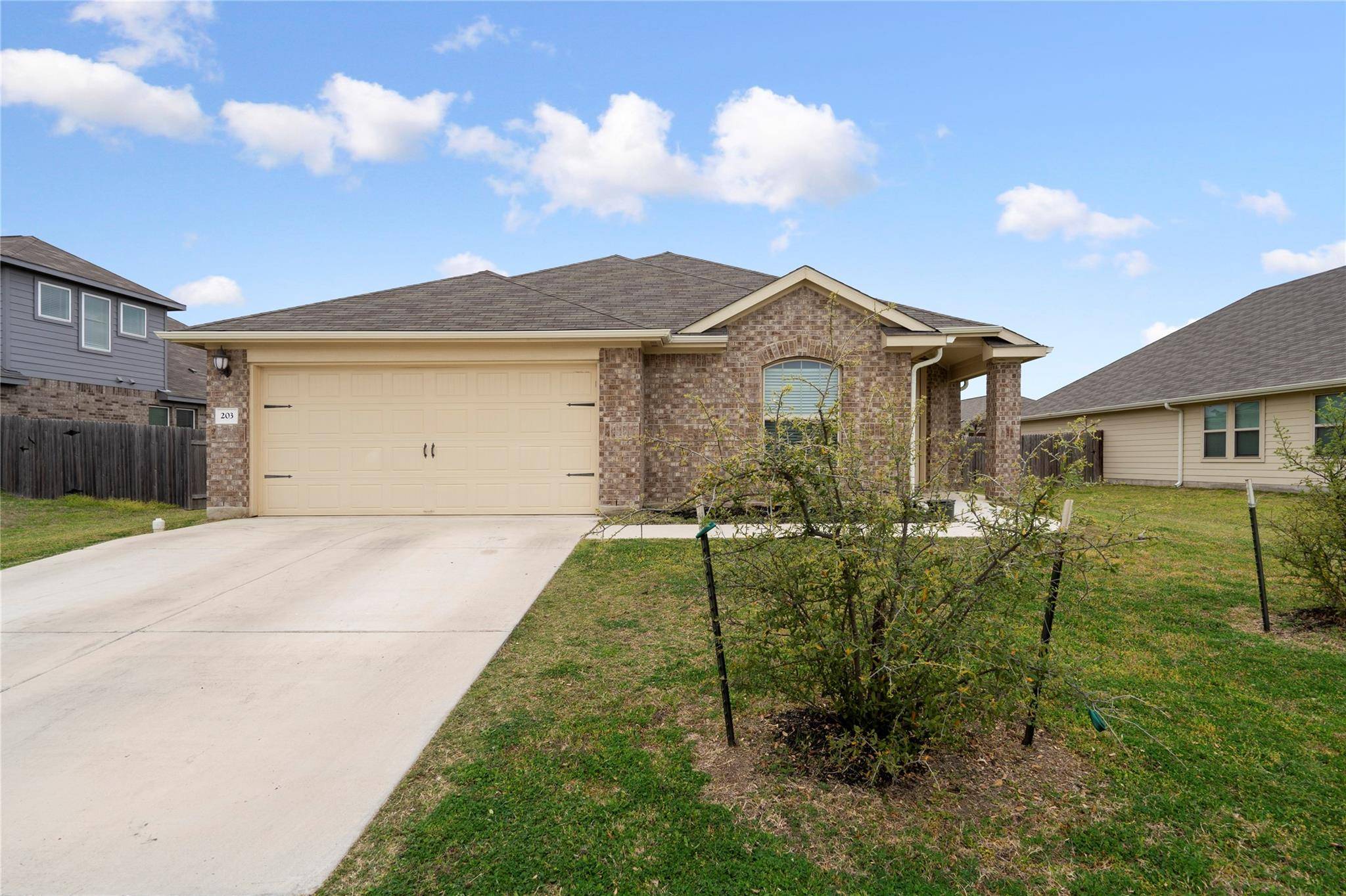203 Balsam ST, Hutto, TX 78634