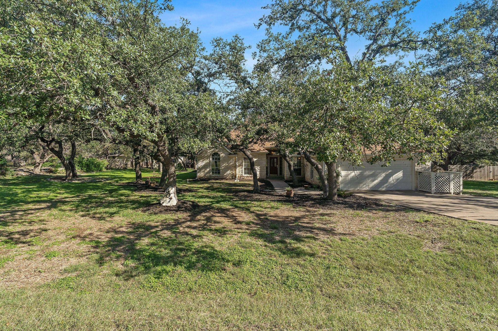 607 W Esparada DR, Georgetown, TX 78628