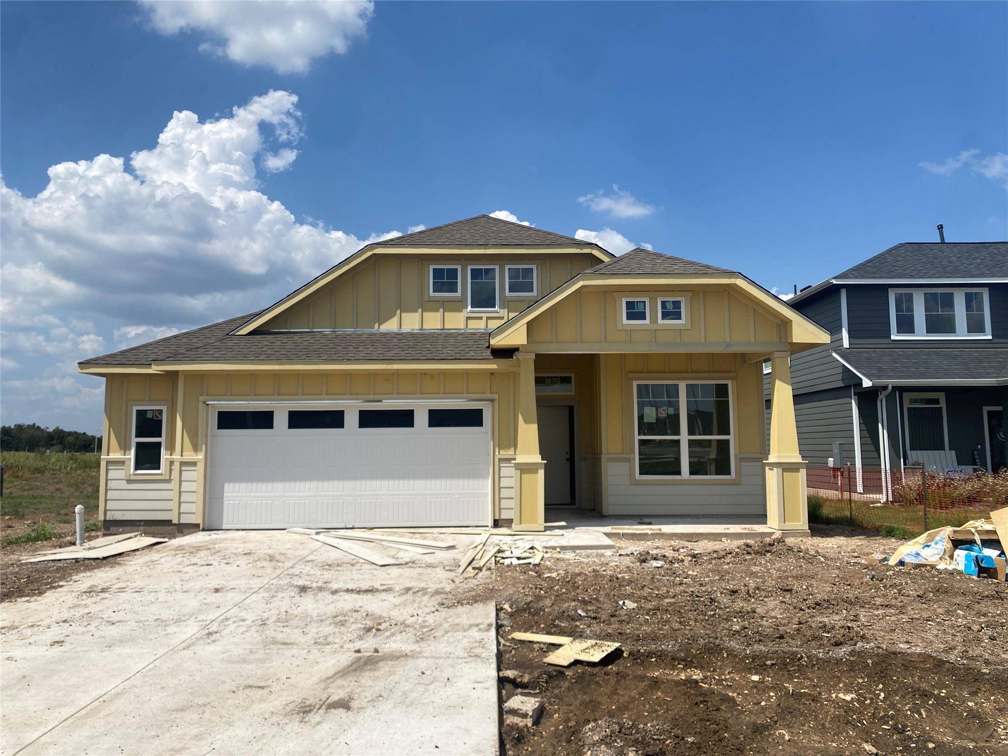 211 Arches DR, Kyle, TX 78640