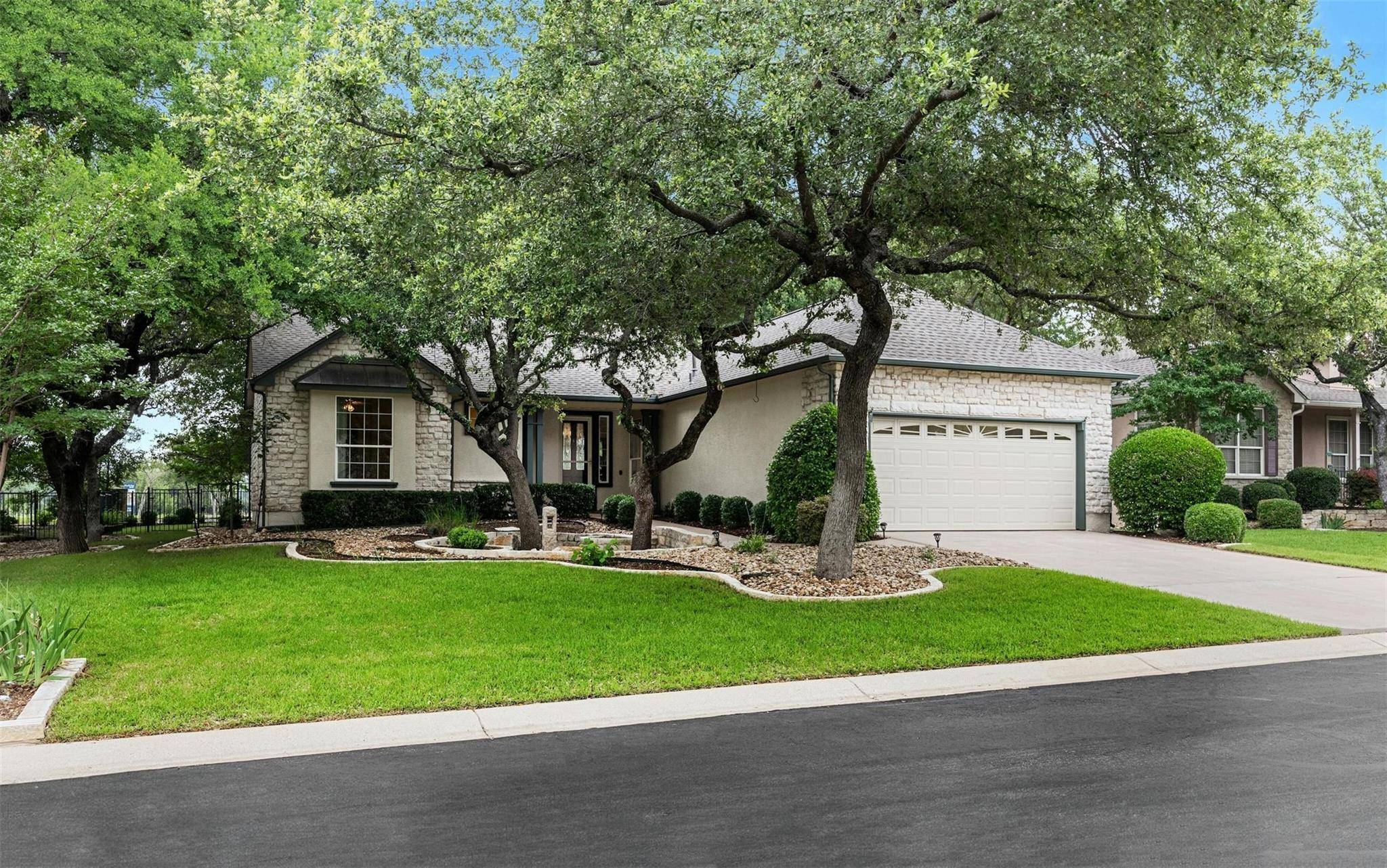 104 Saddle TRL, Georgetown, TX 78633