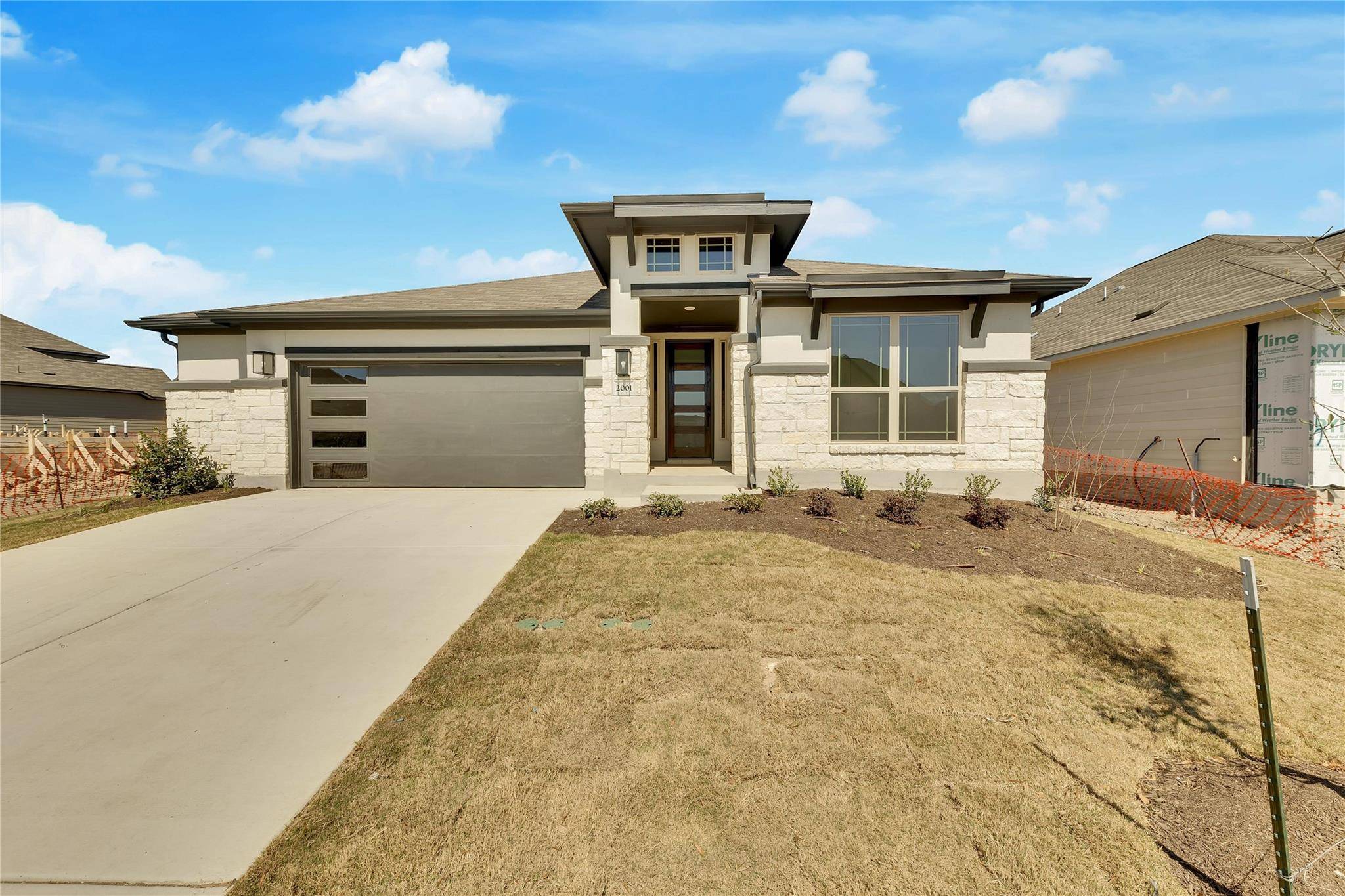 2001 Milano River RD, Hutto, TX 78634
