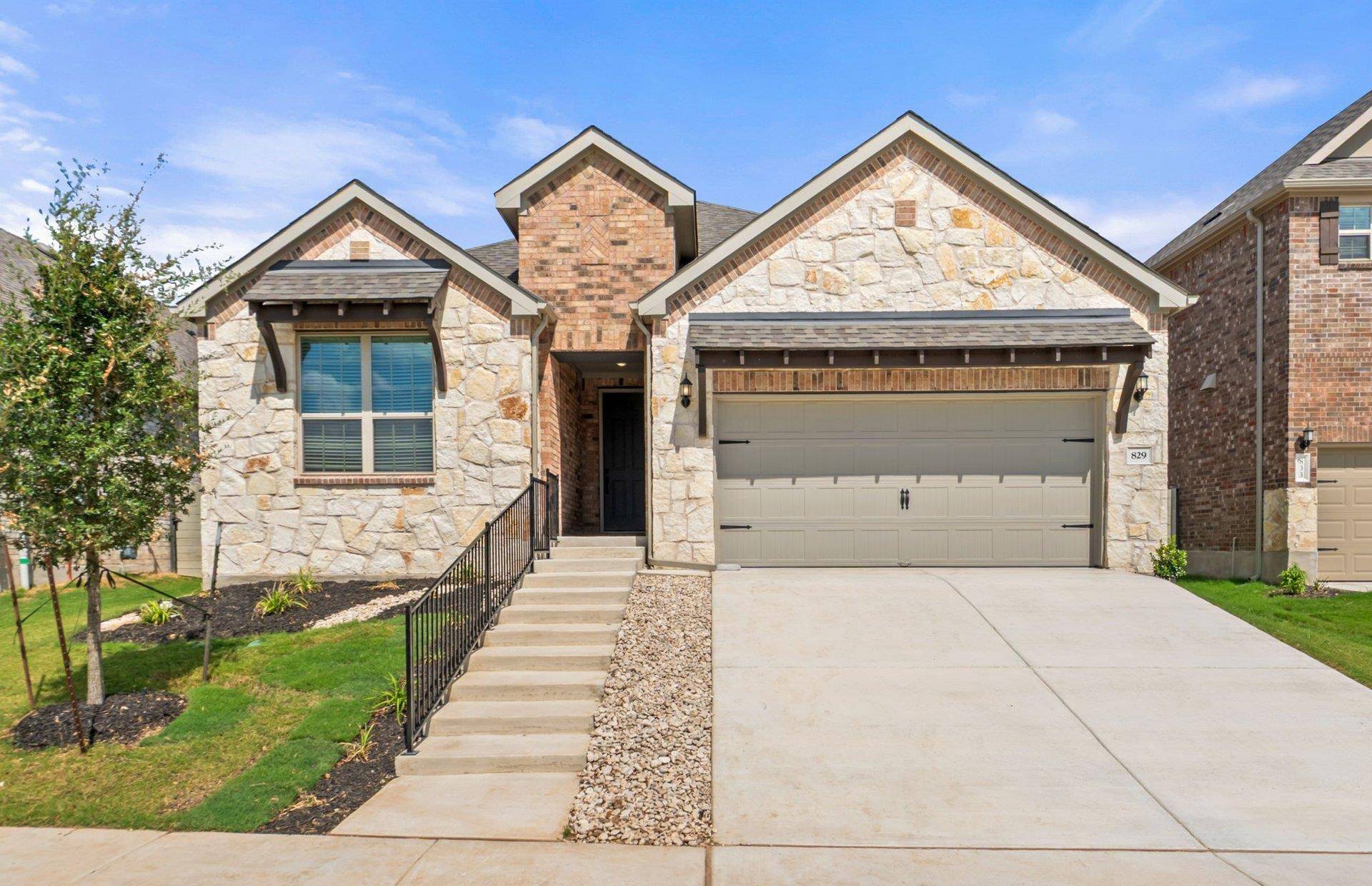 829 Round Mountain PASS, Georgetown, TX 78628