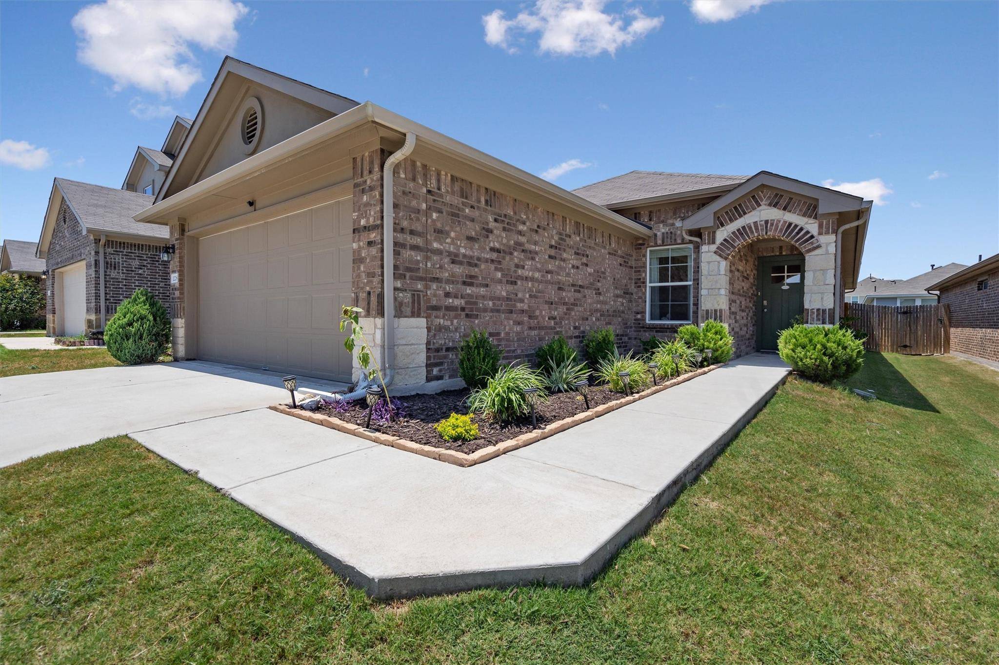 1228 Fairhaven GTWY, Georgetown, TX 78626