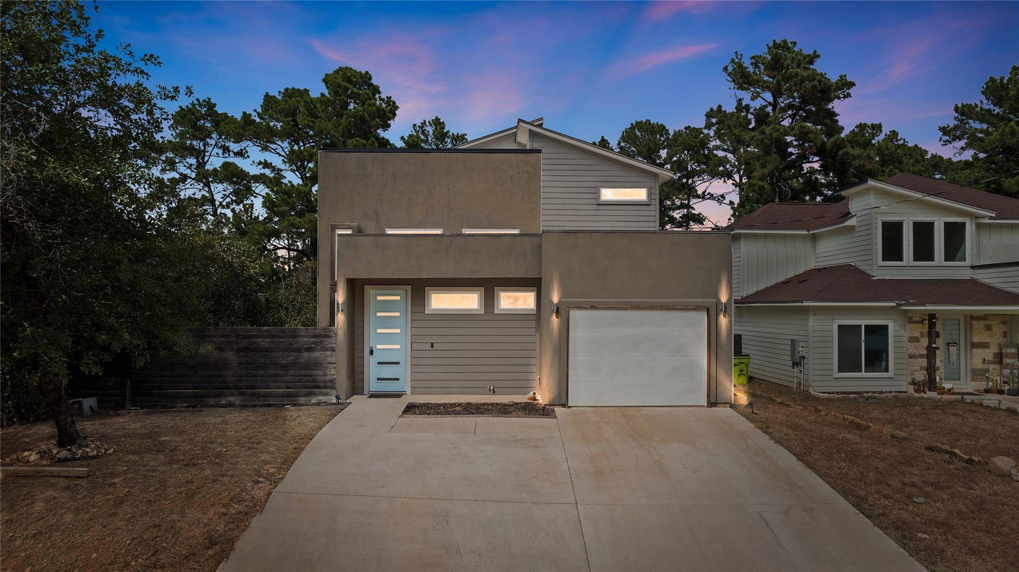 201 Hanauma DR, Bastrop, TX 78602