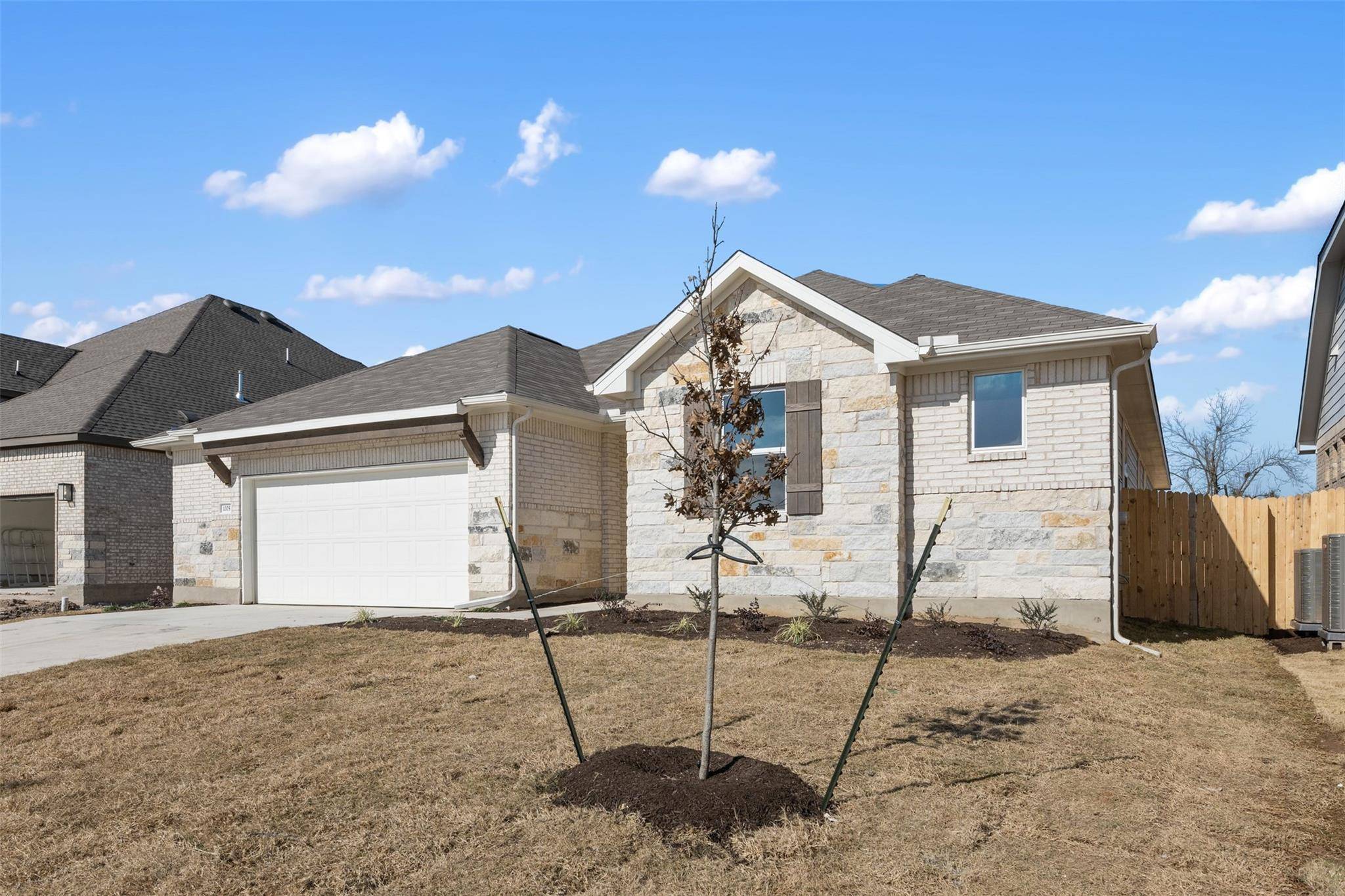 1005 Milano River RD, Hutto, TX 78634