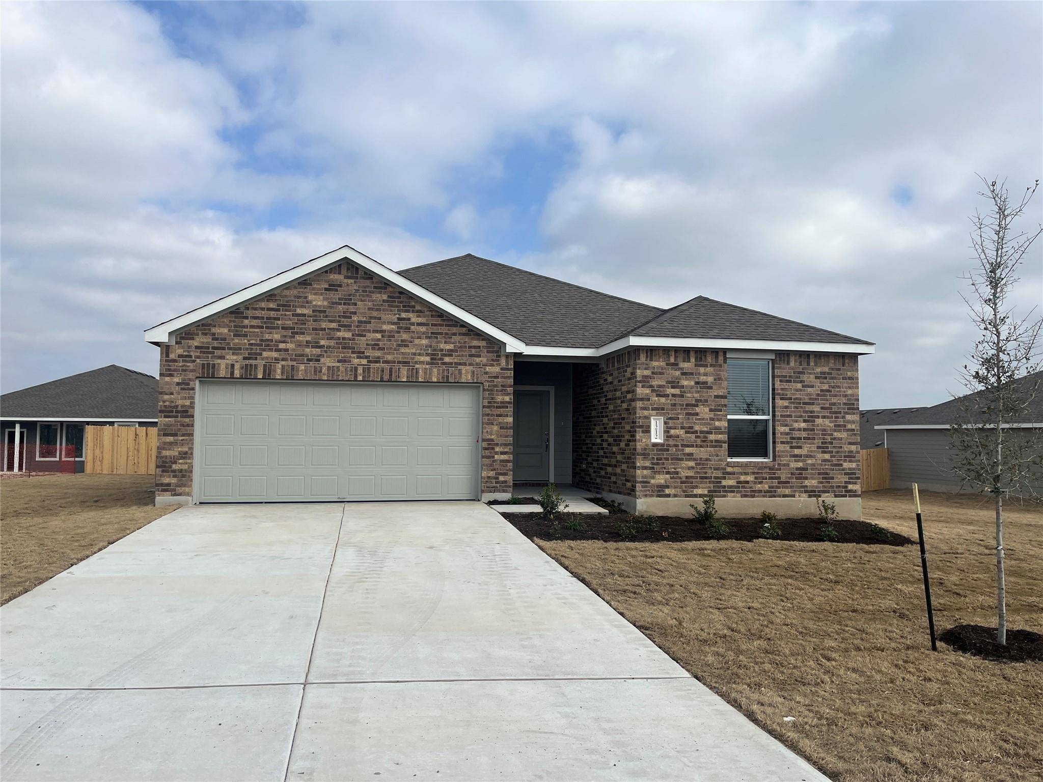 1212 Canyon Turn DR, Troy, TX 76579