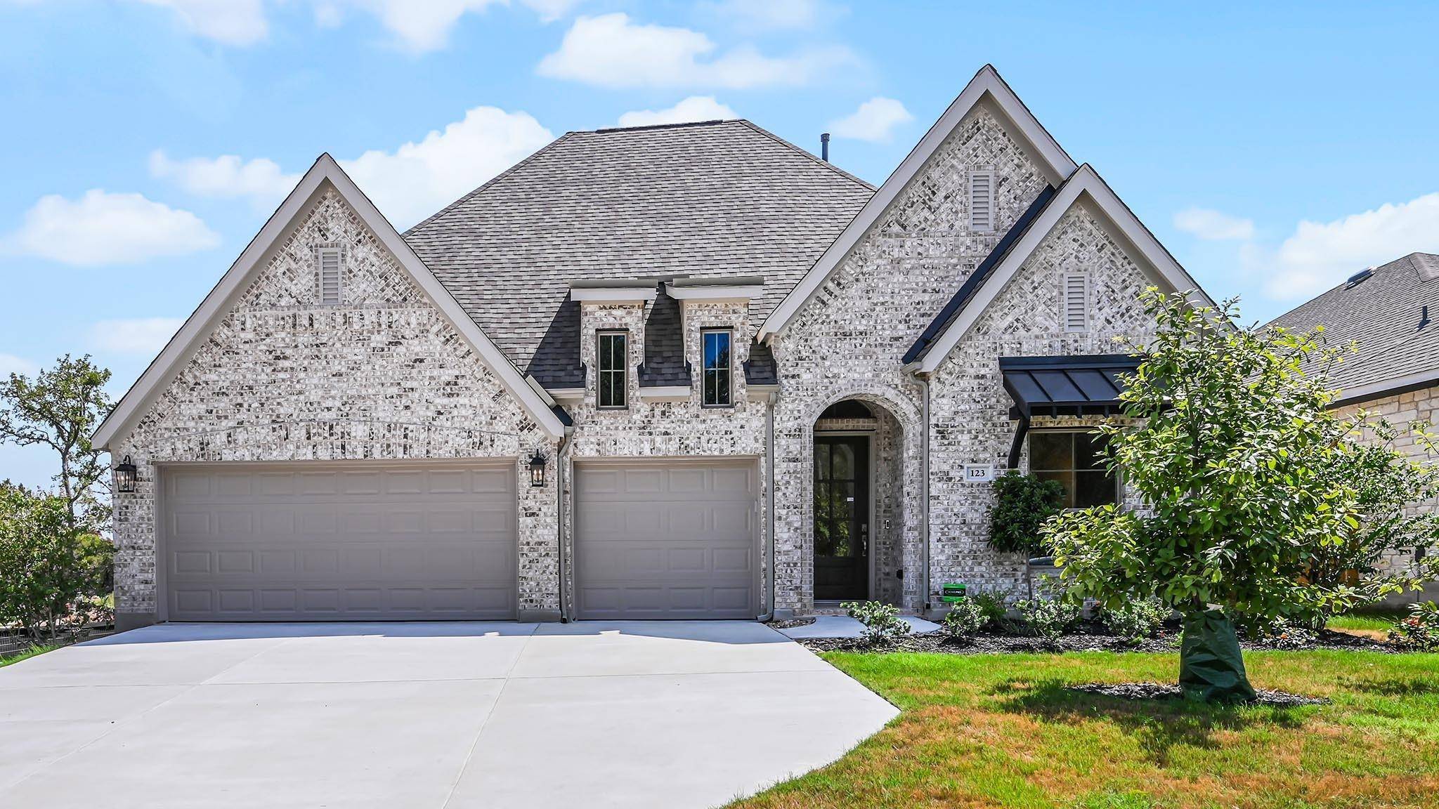 123 Brewer ST, Kyle, TX 78640