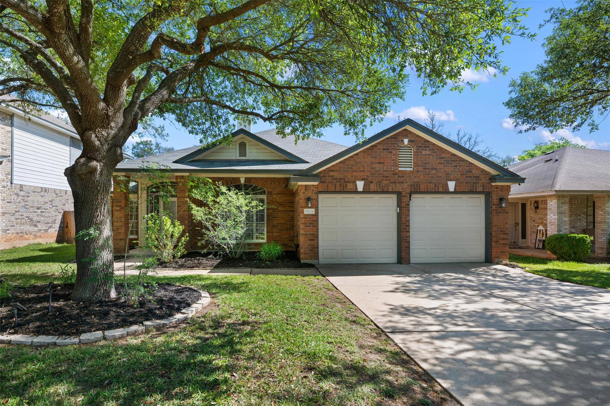 8624 Barrow Glen LOOP, Austin, TX 78749