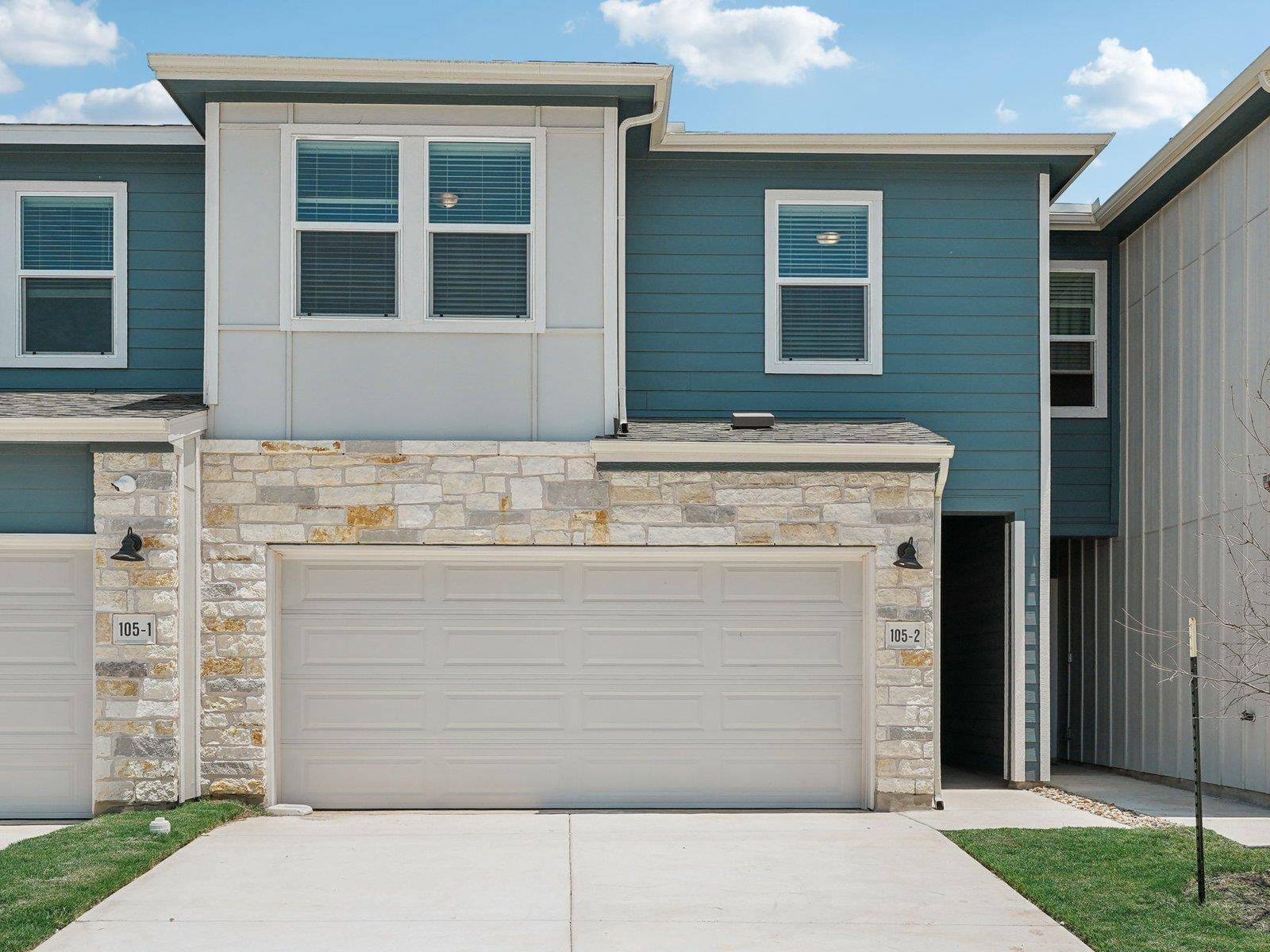 105 Cinnabar LN #2, Kyle, TX 78640