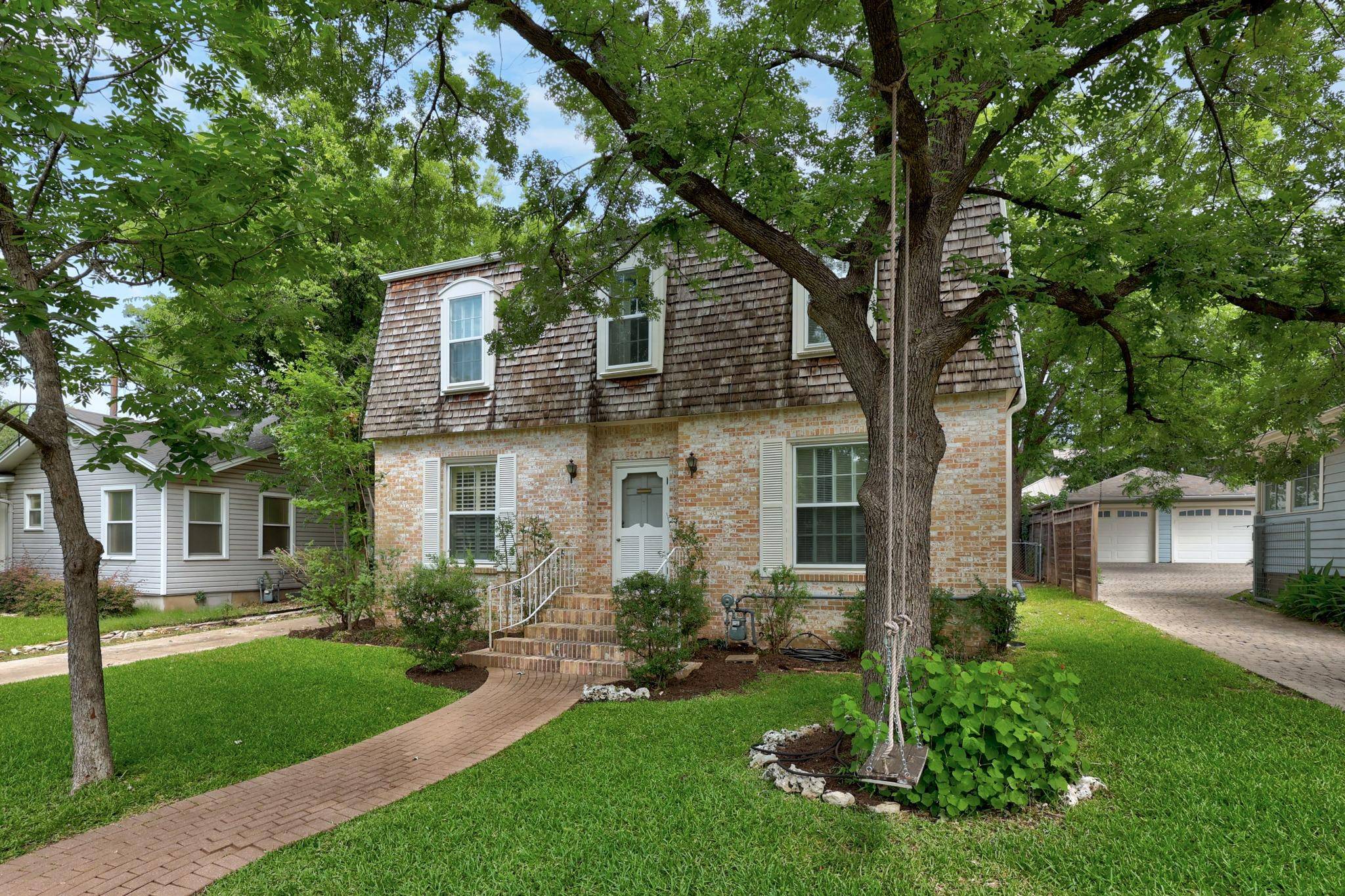 2207 Mountain View RD, Austin, TX 78703