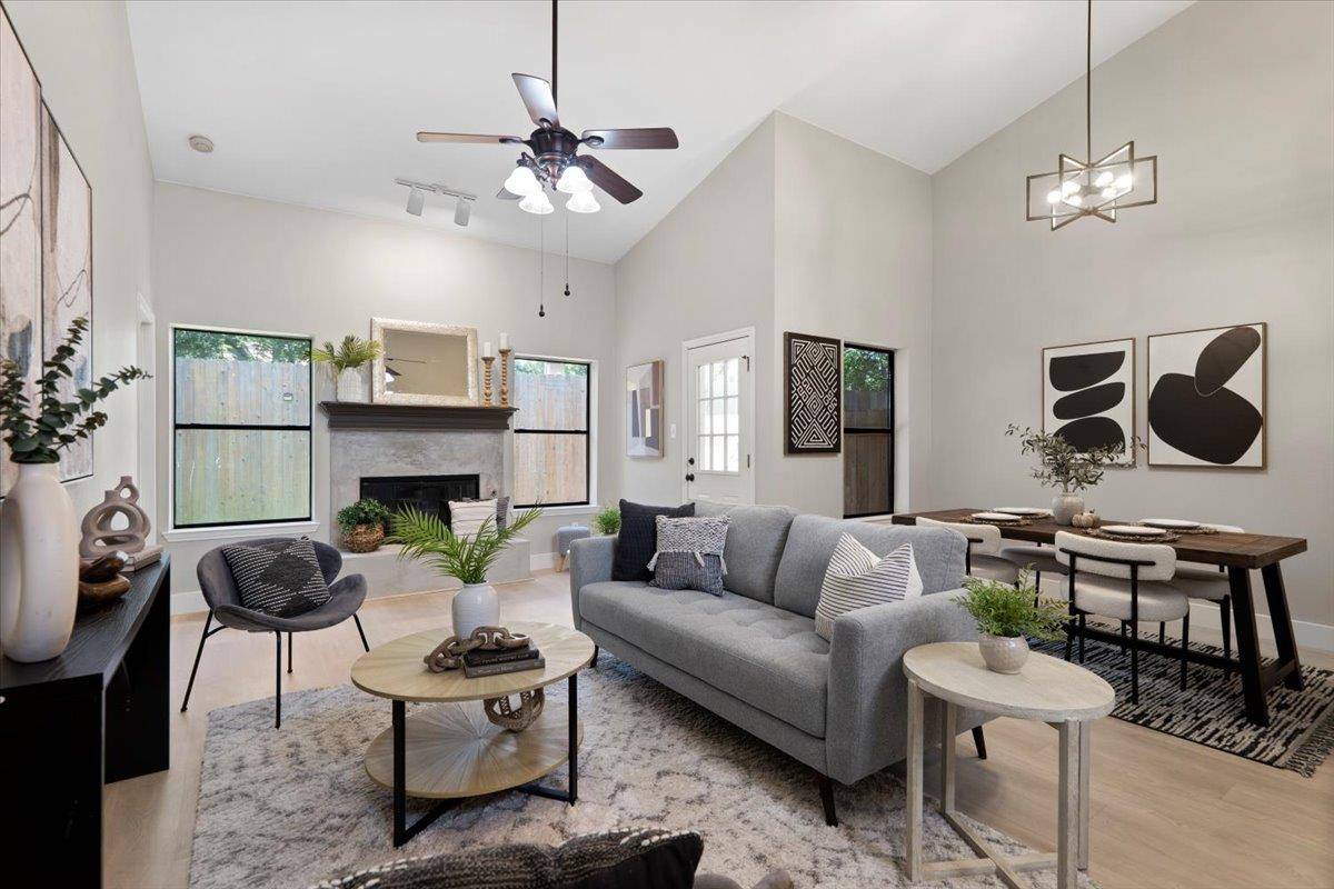 12212 Brigadoon LN #132, Austin, TX 78727