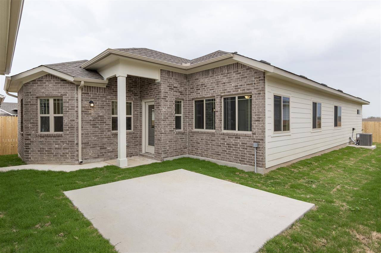 704 Paddock LN, Georgetown, TX 78626