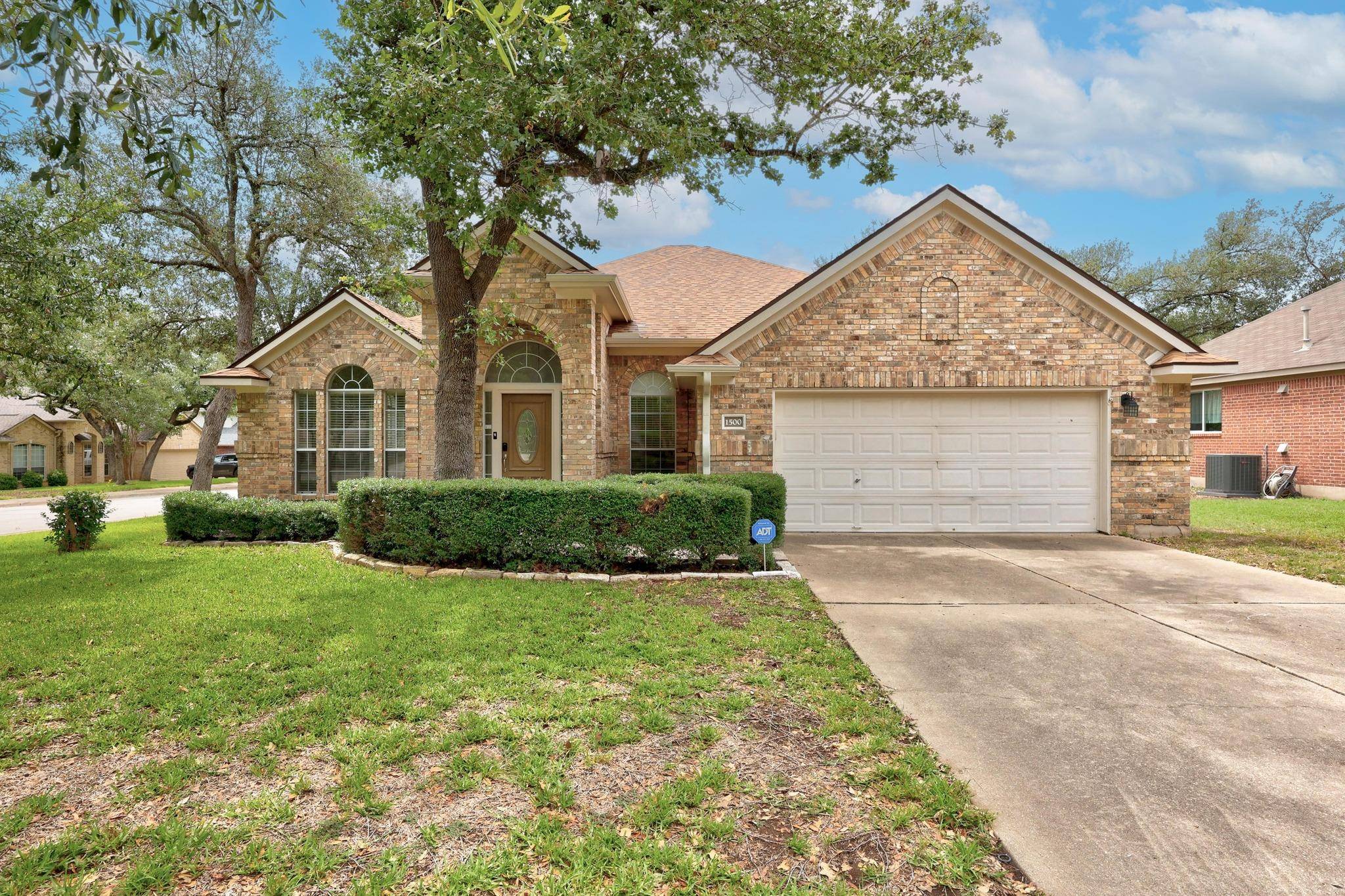 1500 Amelia DR, Cedar Park, TX 78613