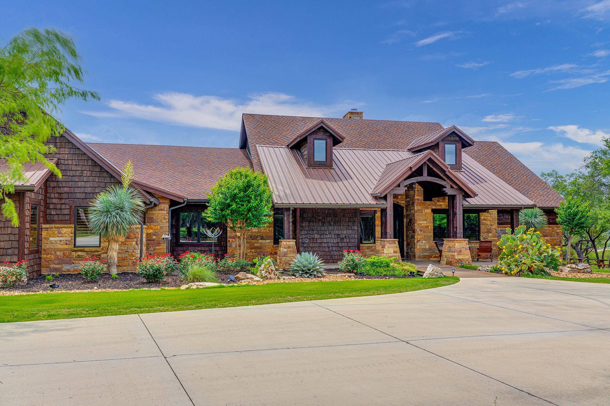 531 CR 254, Georgetown, TX 78633