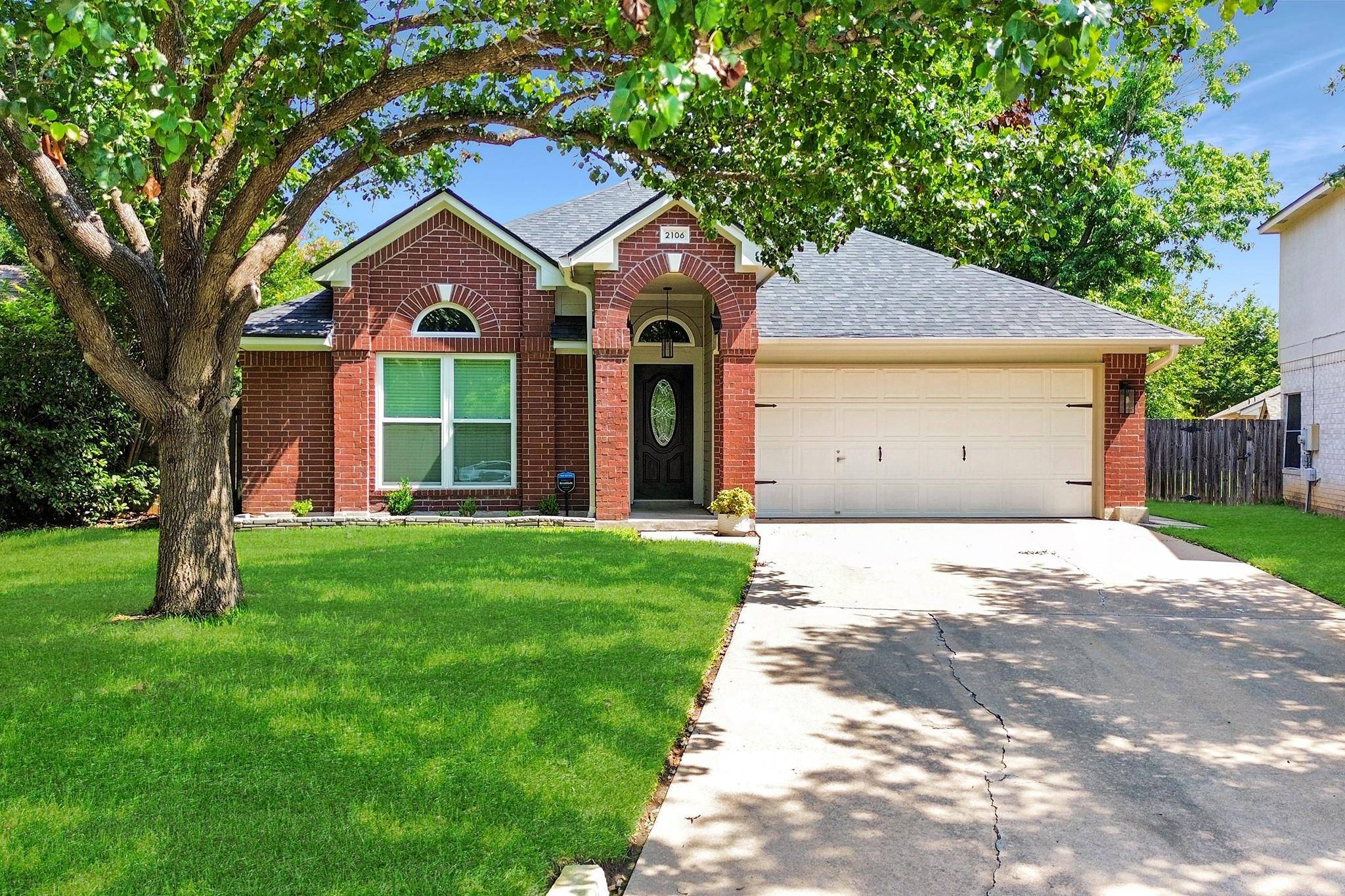 2106 Grove DR, Round Rock, TX 78681
